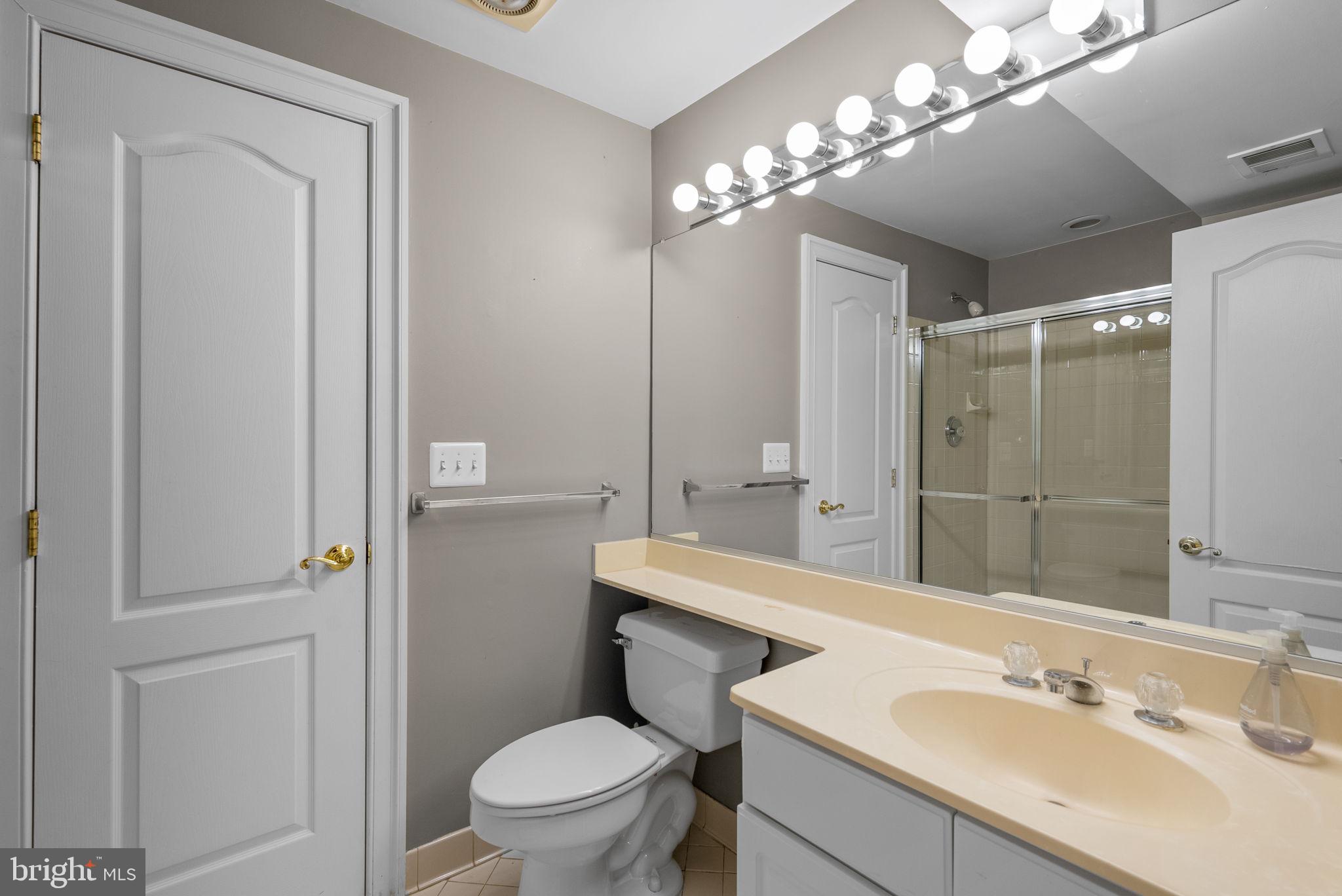 WILLOWS OF POTOMAC - Residential