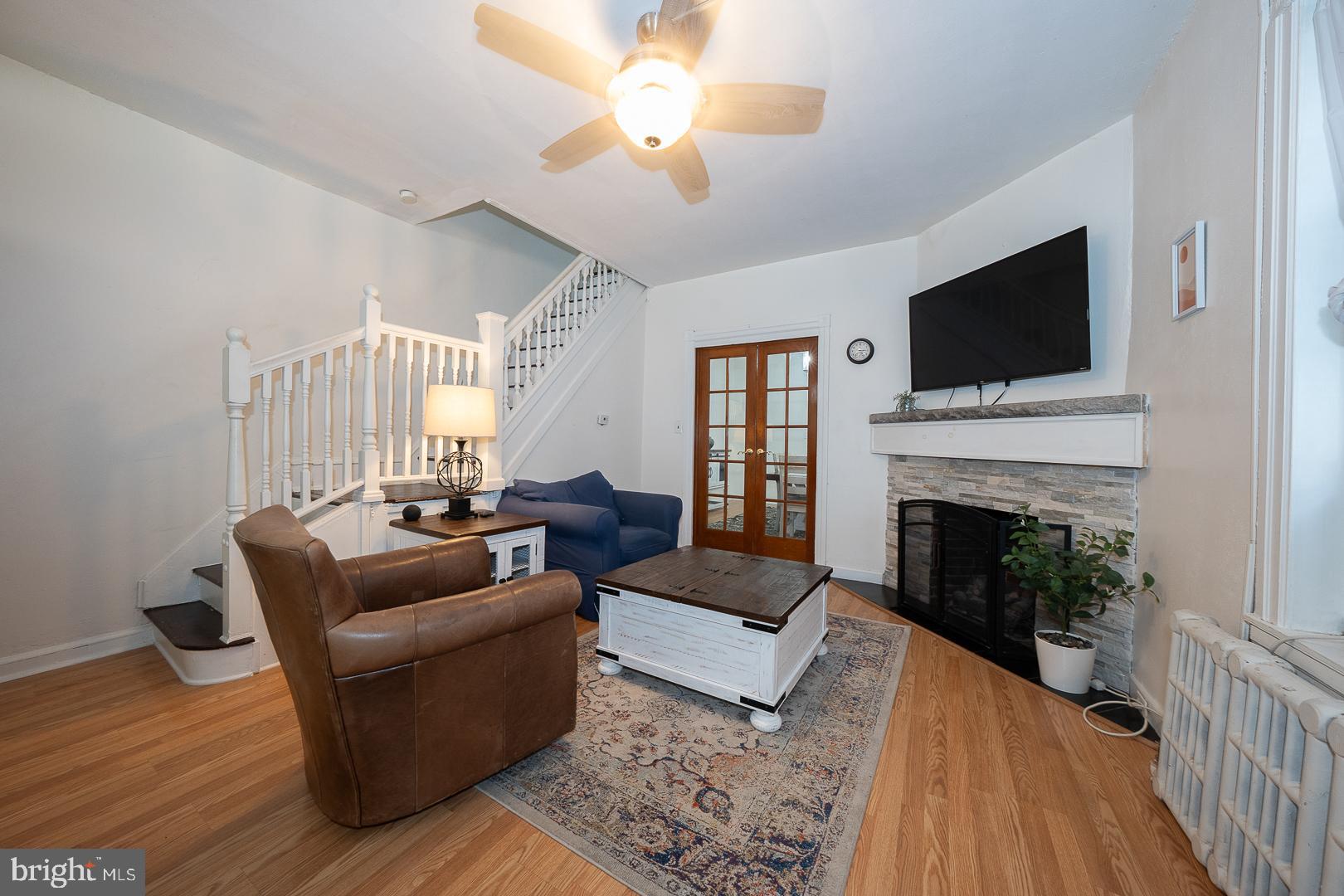 NORRISTOWN - Residential