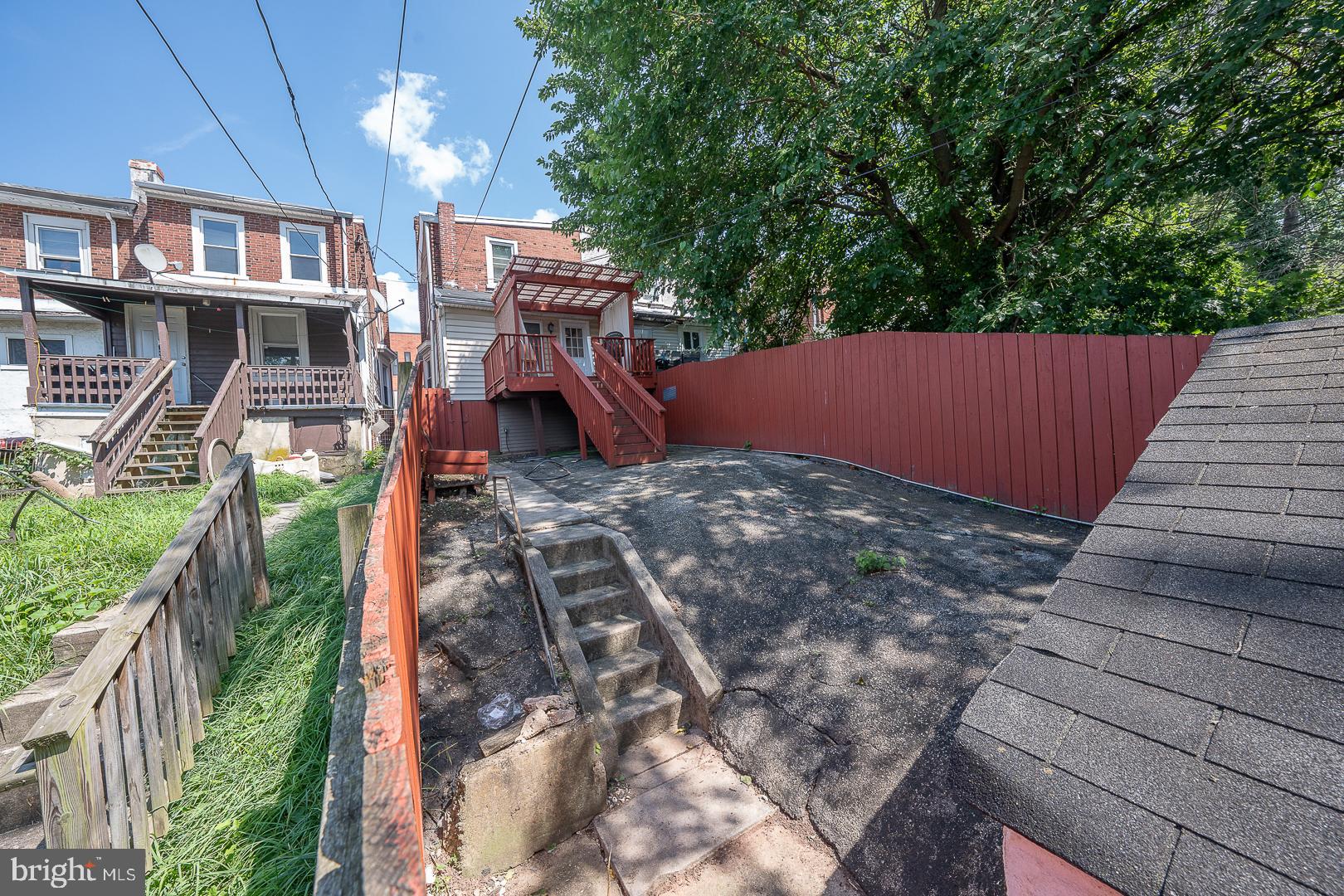 NORRISTOWN - Residential