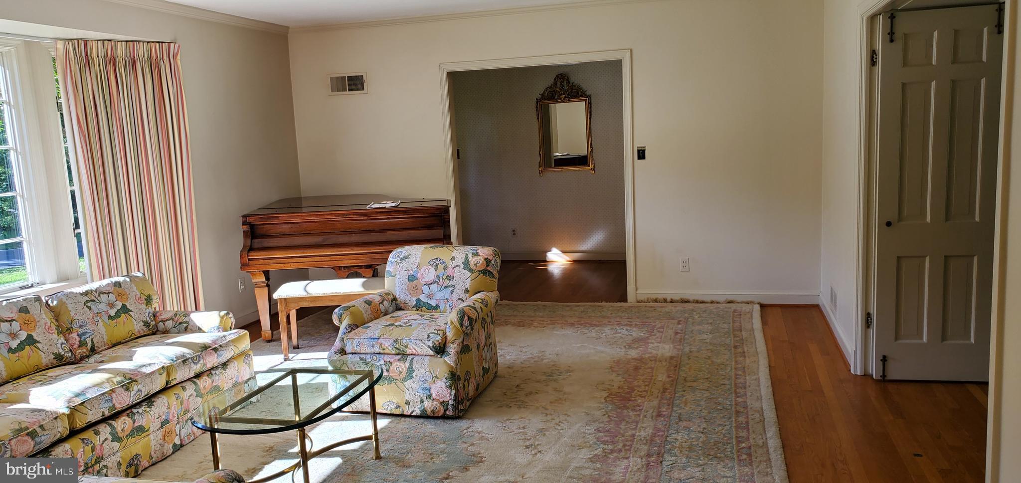 SPRING VALLEY - Residential