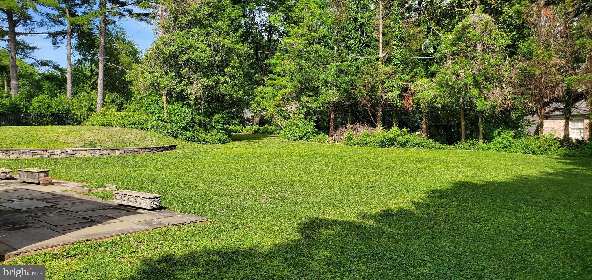 SPRING VALLEY - Residential