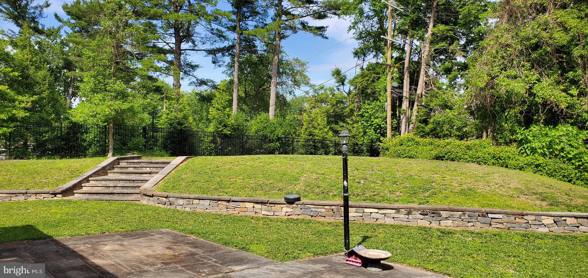SPRING VALLEY - Residential