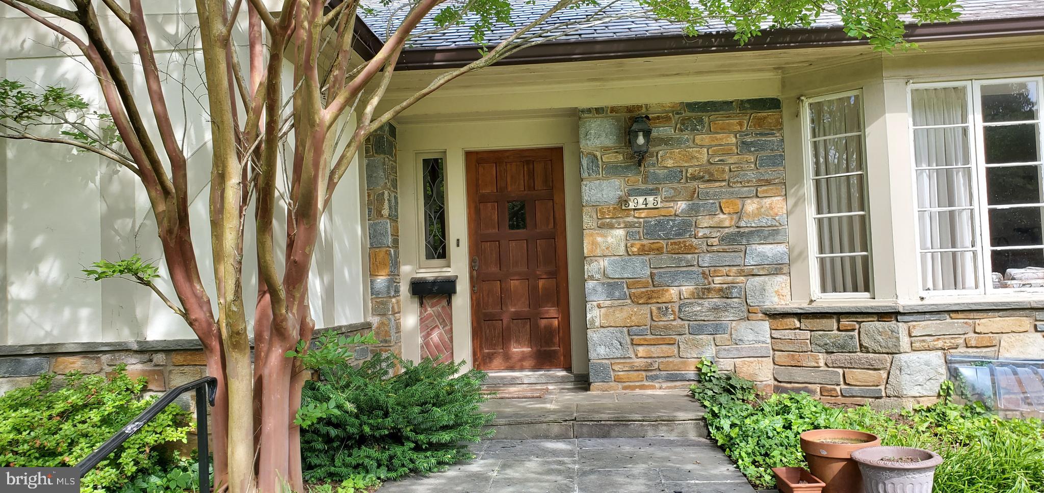 SPRING VALLEY - Residential