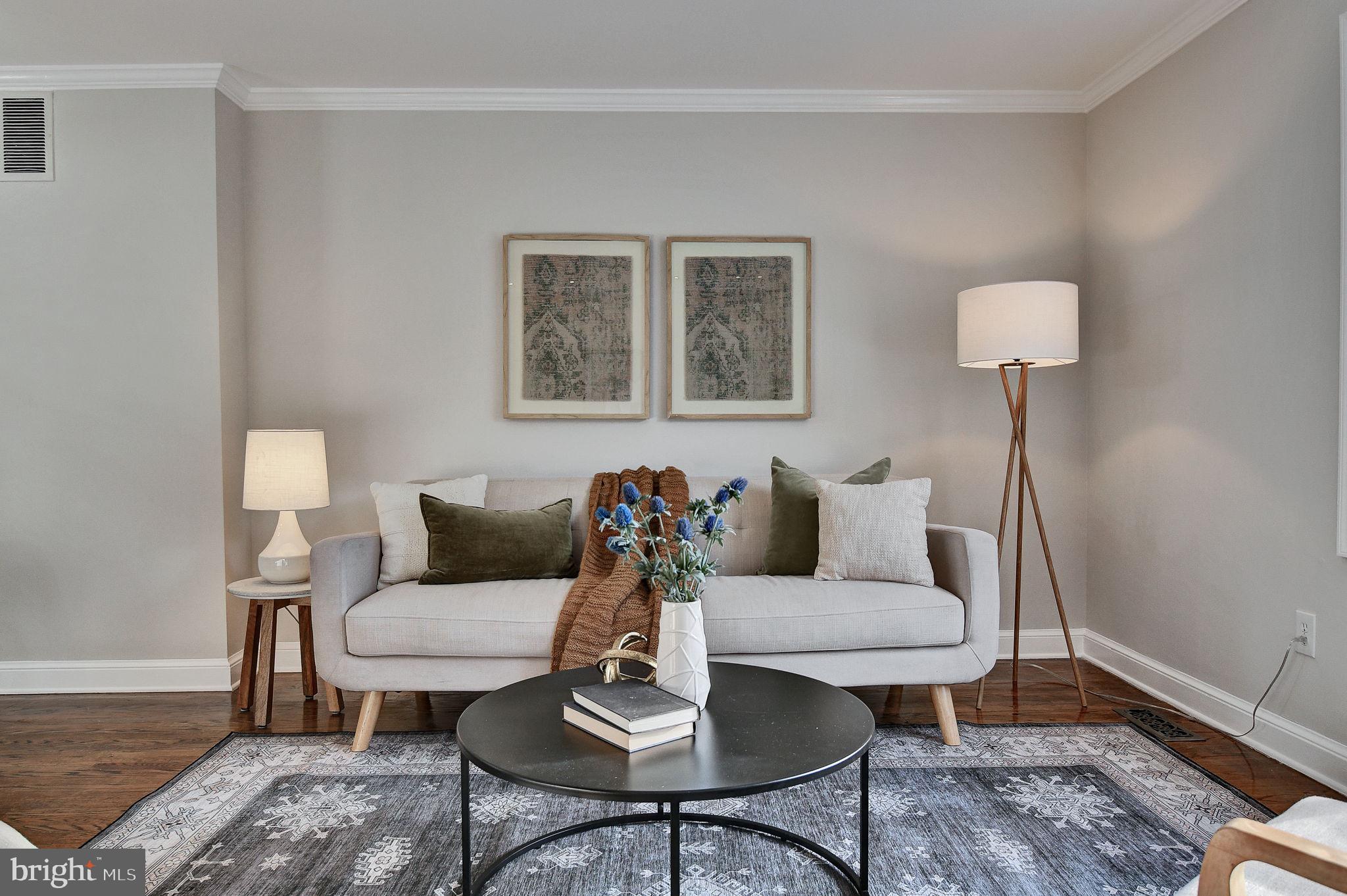 DOMINION SQUARE - Residential