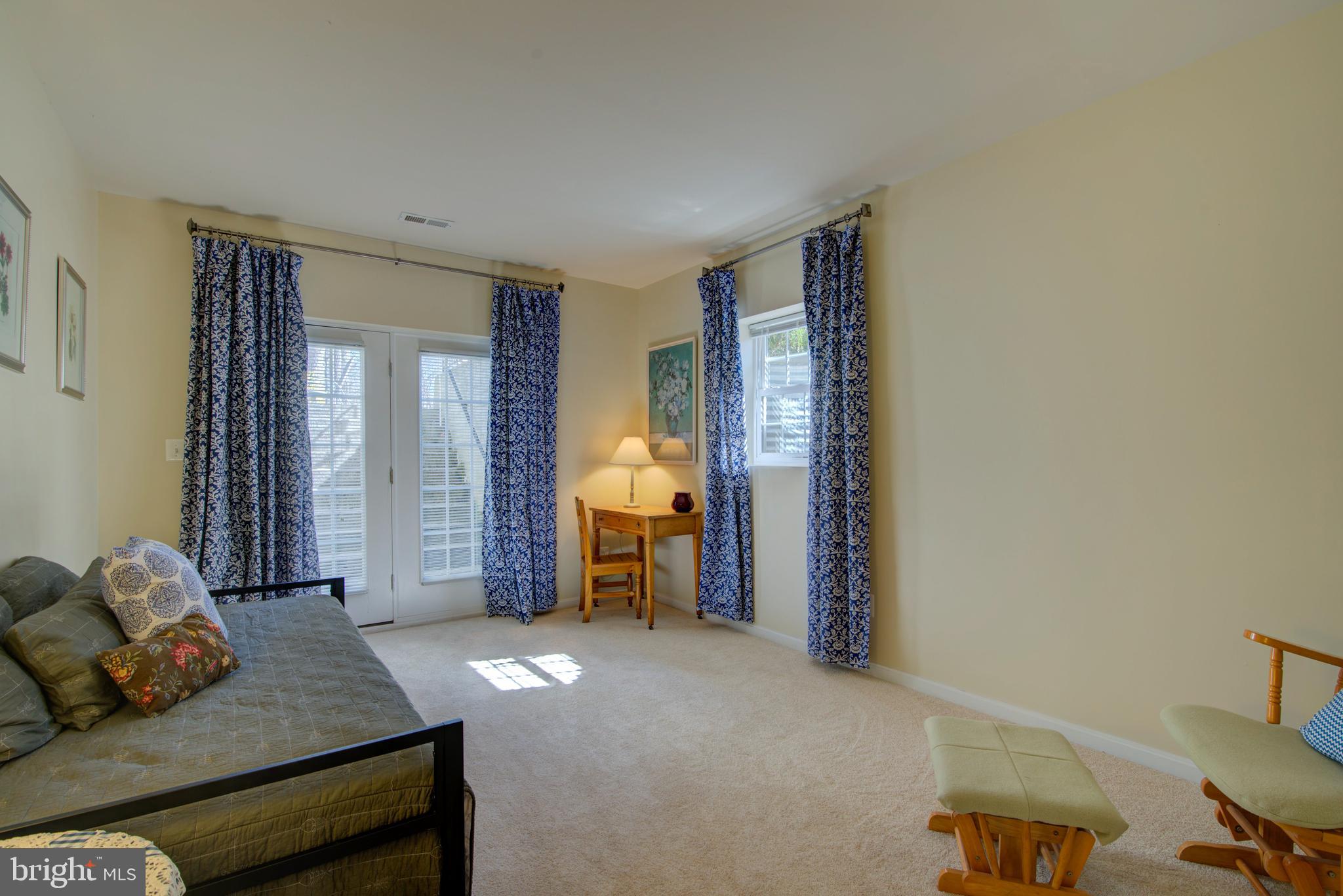 EDWARDS LANDING - Residential