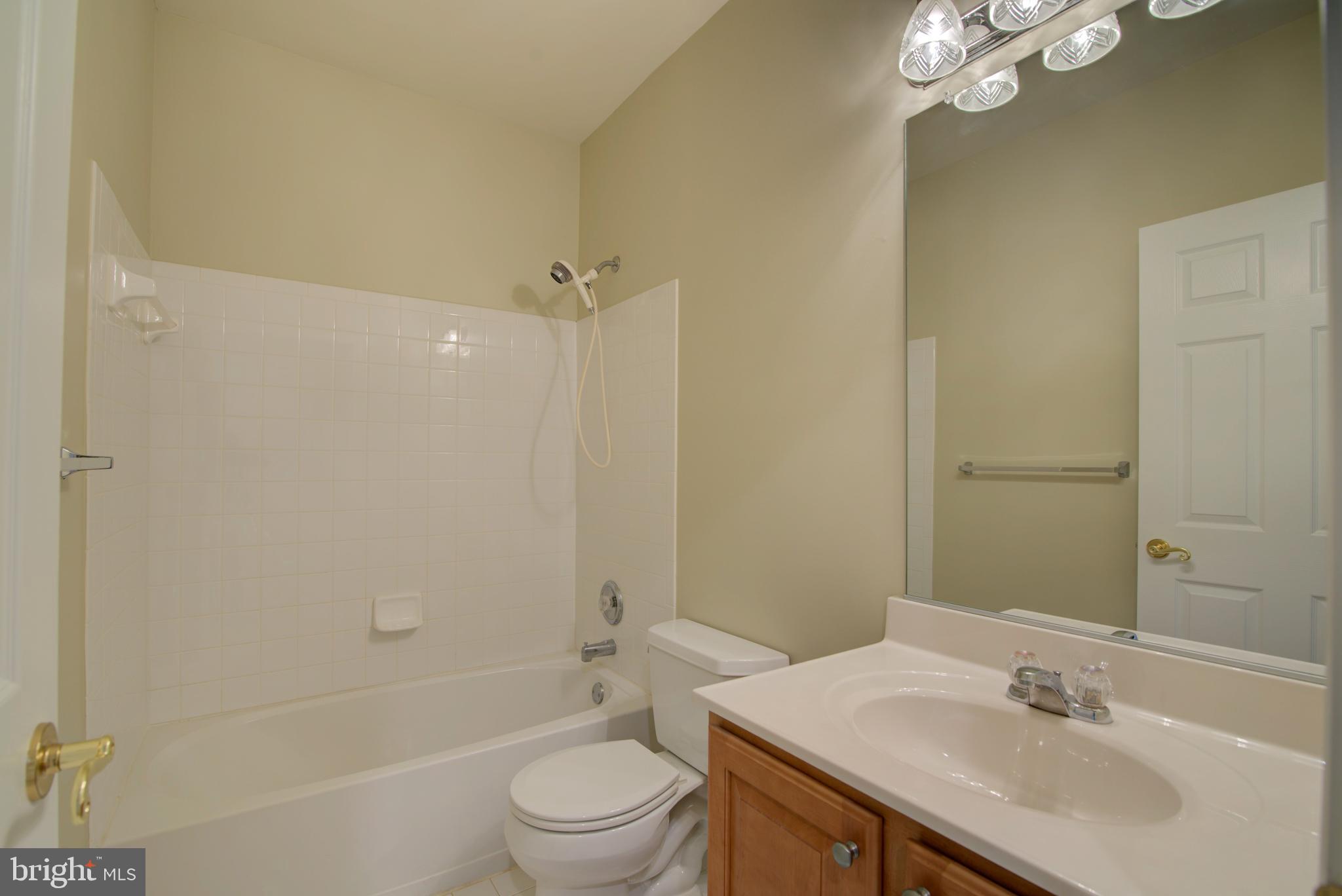 EDWARDS LANDING - Residential