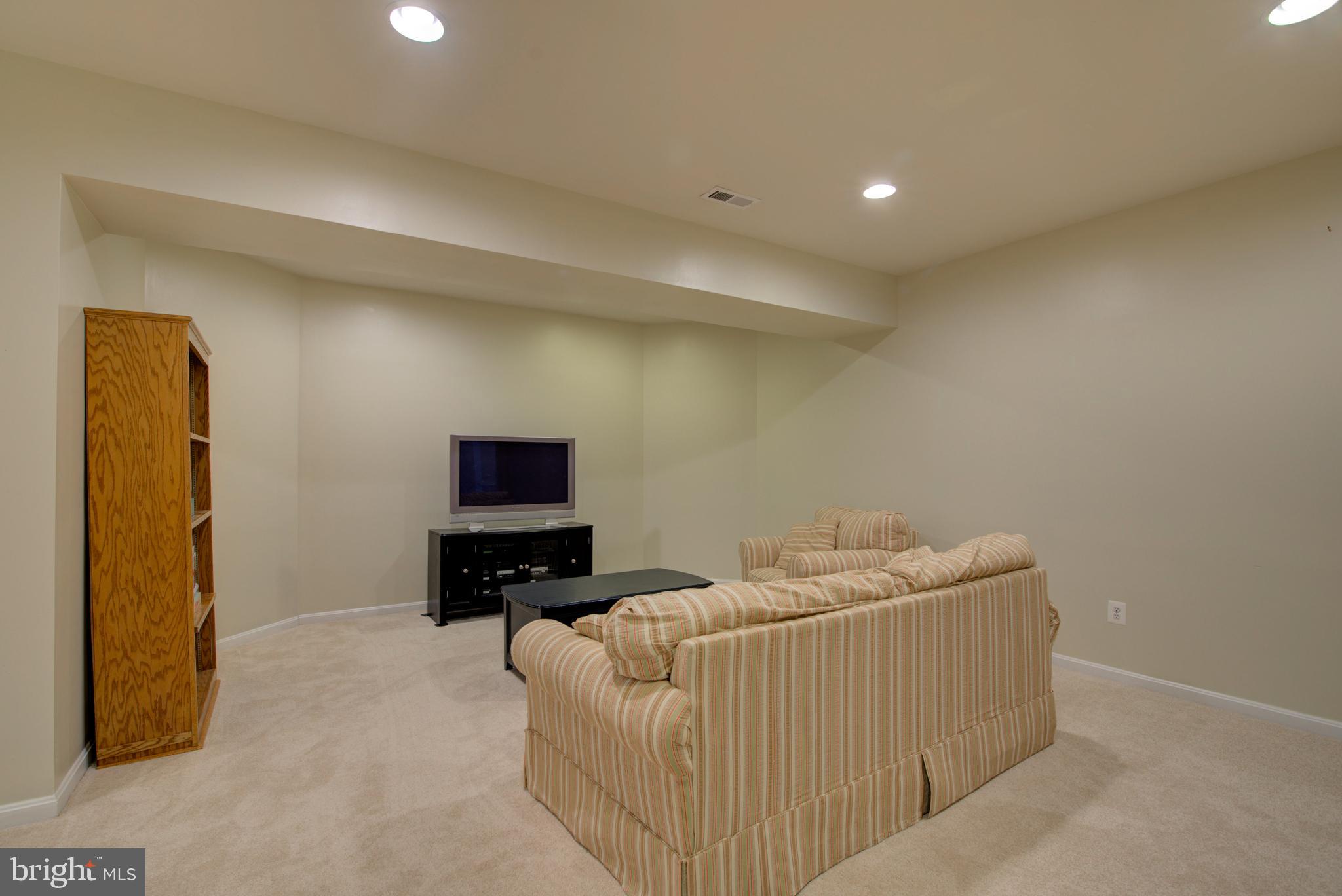 EDWARDS LANDING - Residential