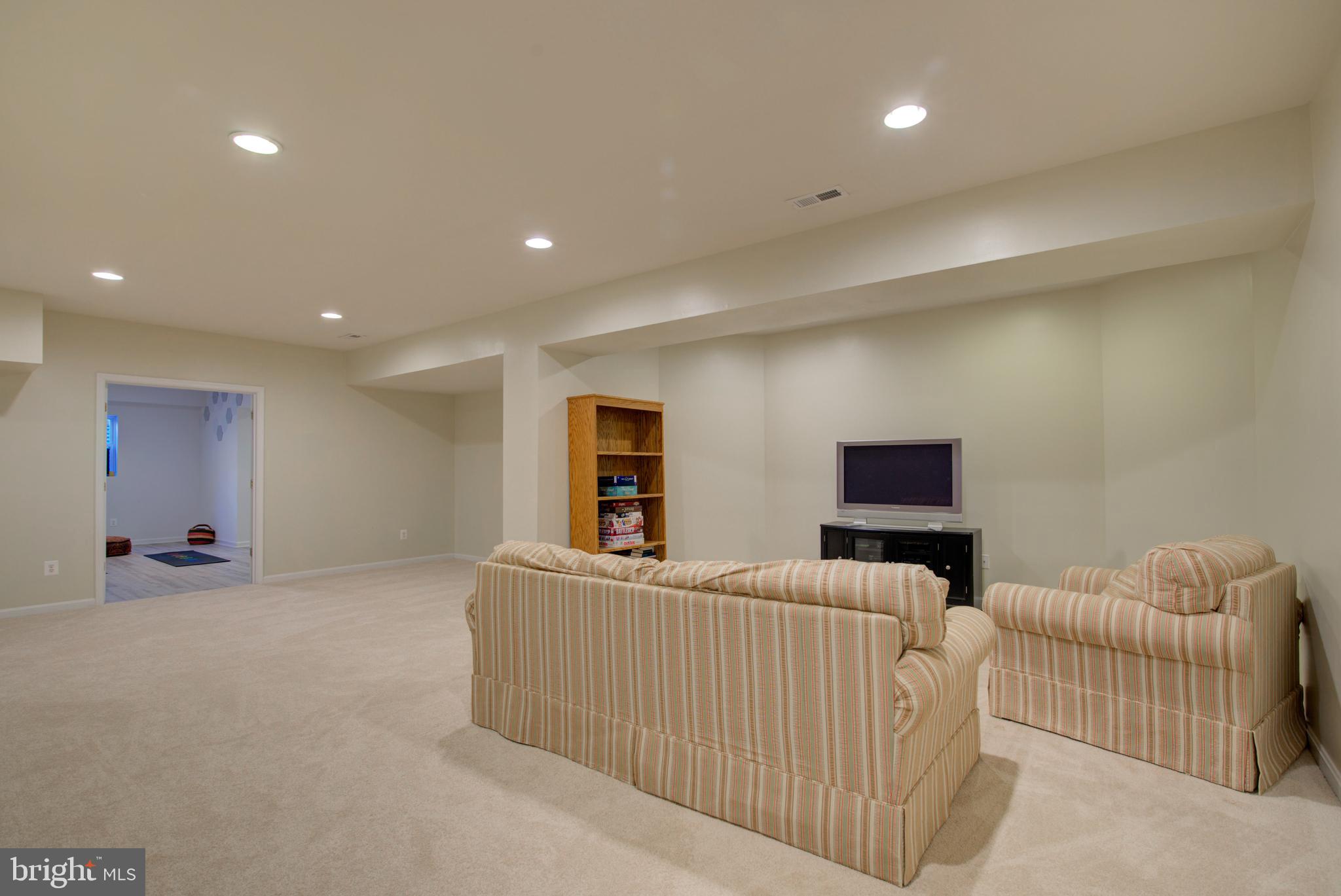 EDWARDS LANDING - Residential