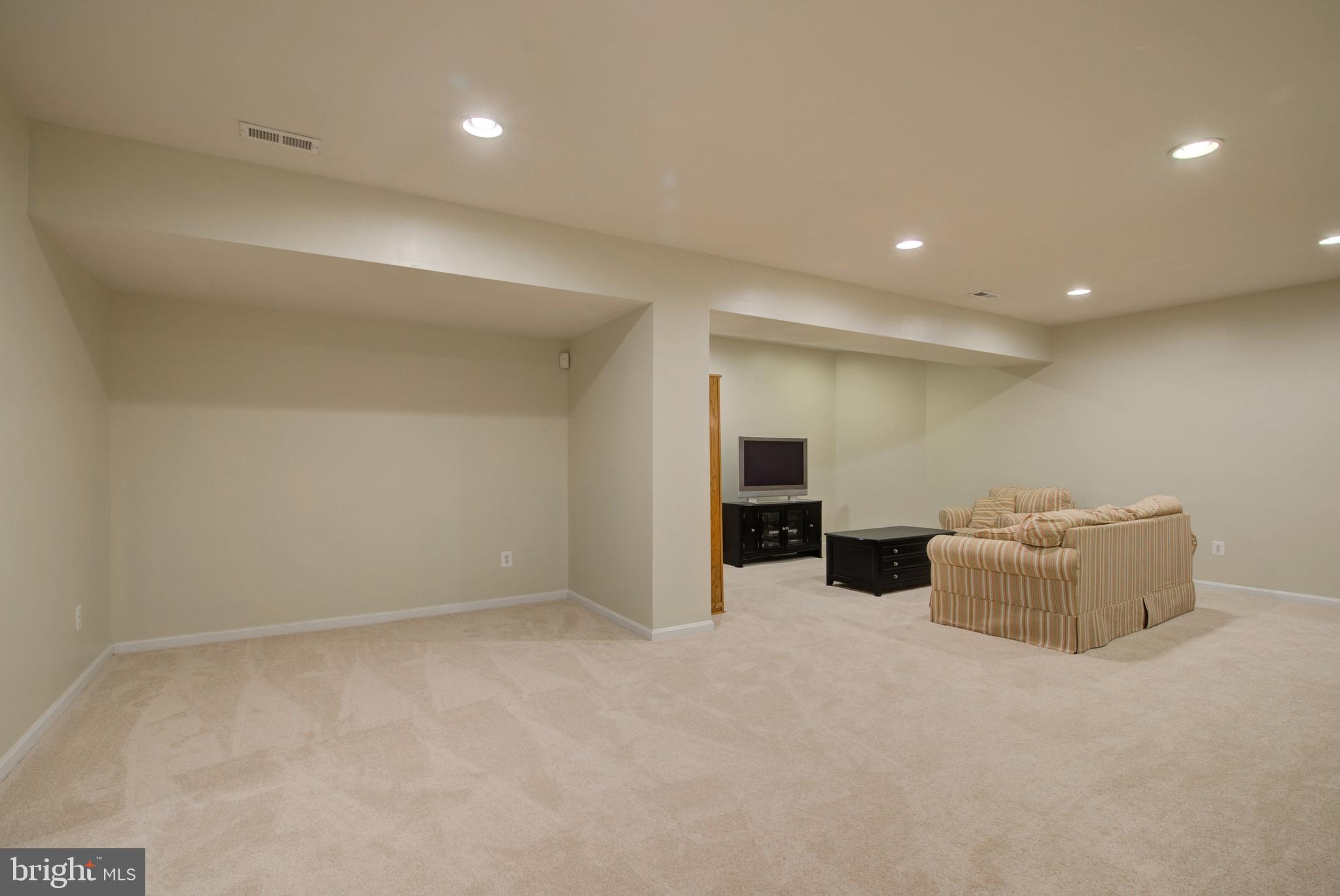 EDWARDS LANDING - Residential