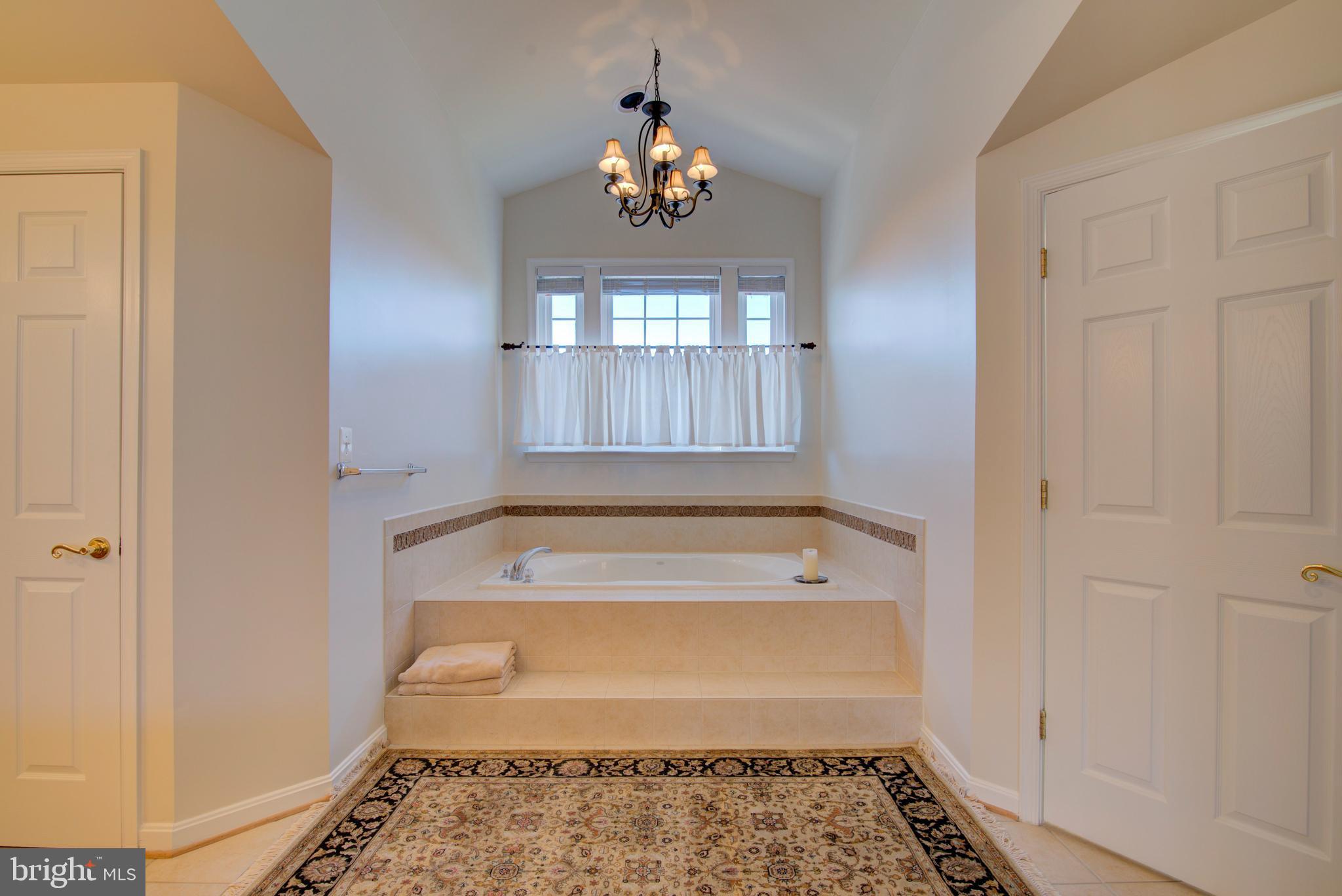 EDWARDS LANDING - Residential