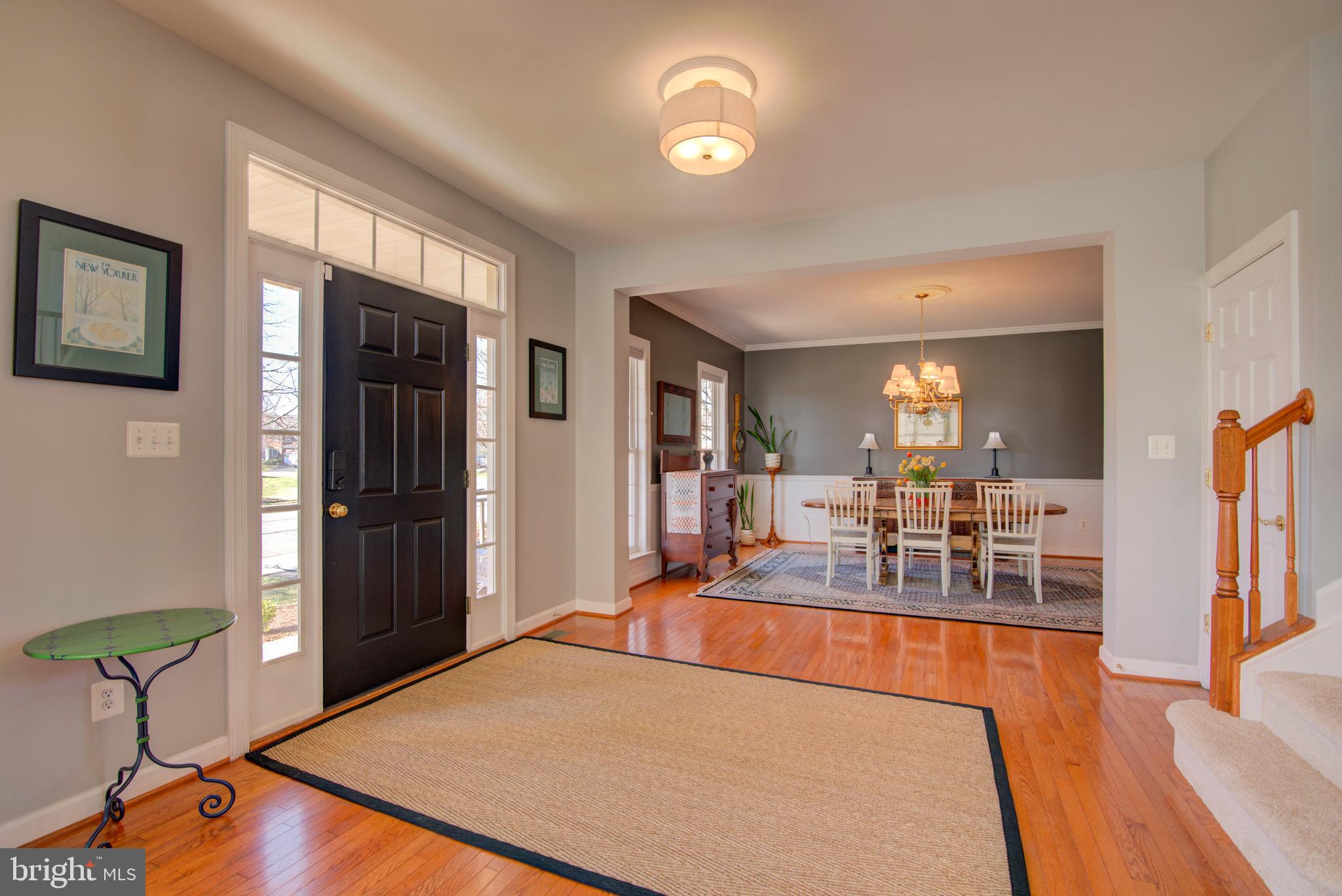 1804 WOODS EDGE DRIVE NE