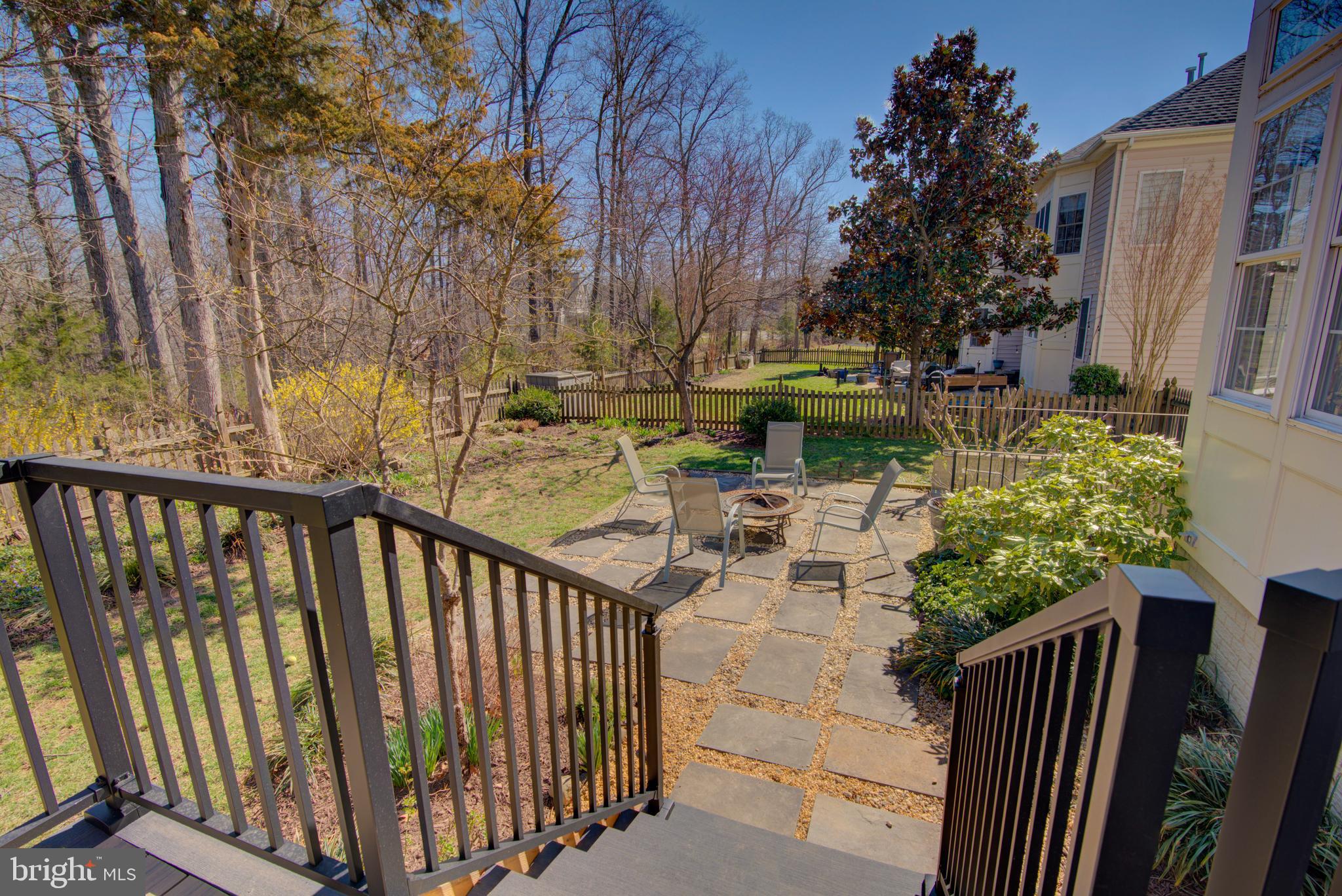 EDWARDS LANDING - Residential