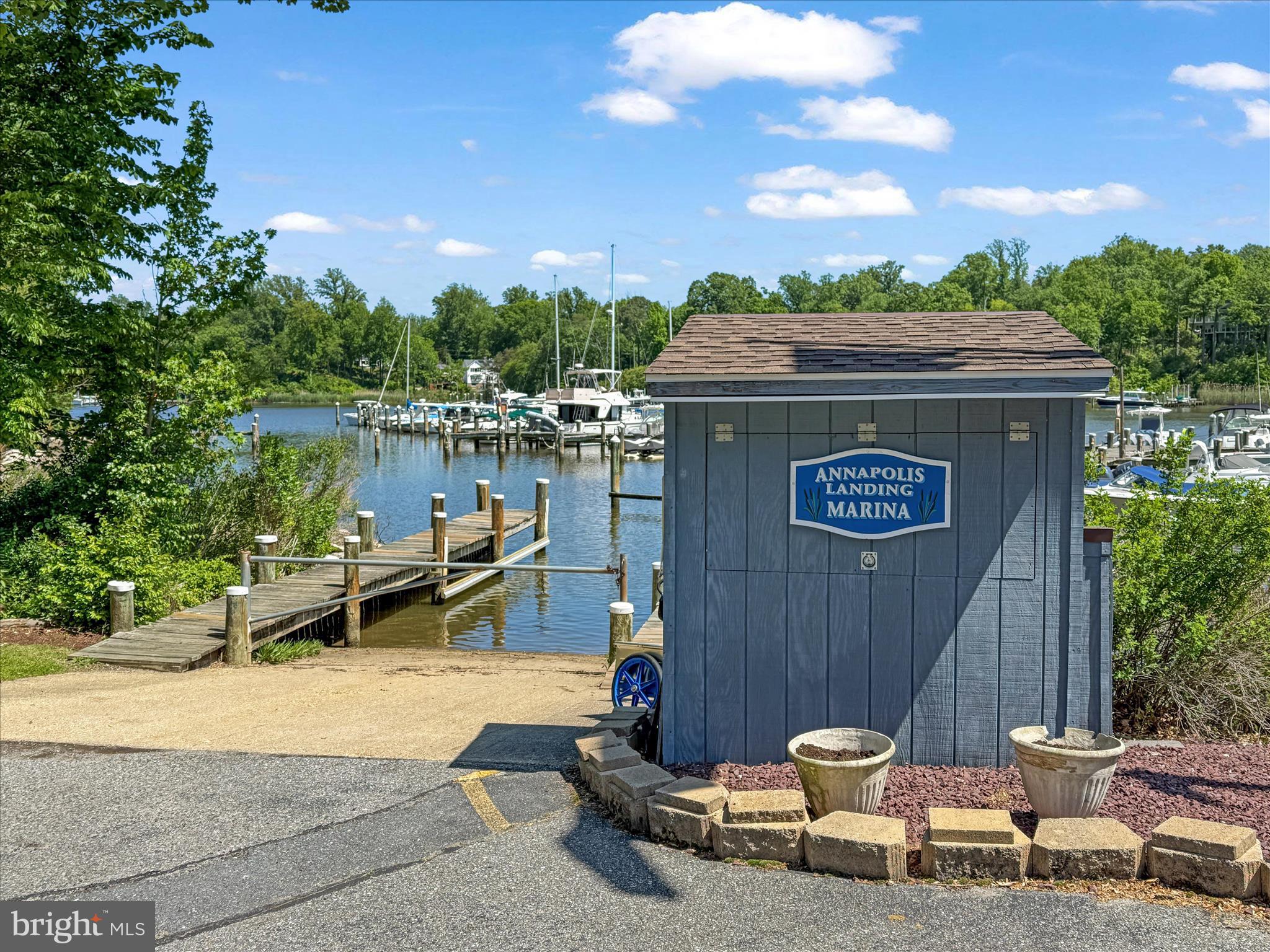 ANNAPOLIS LANDING - Residential