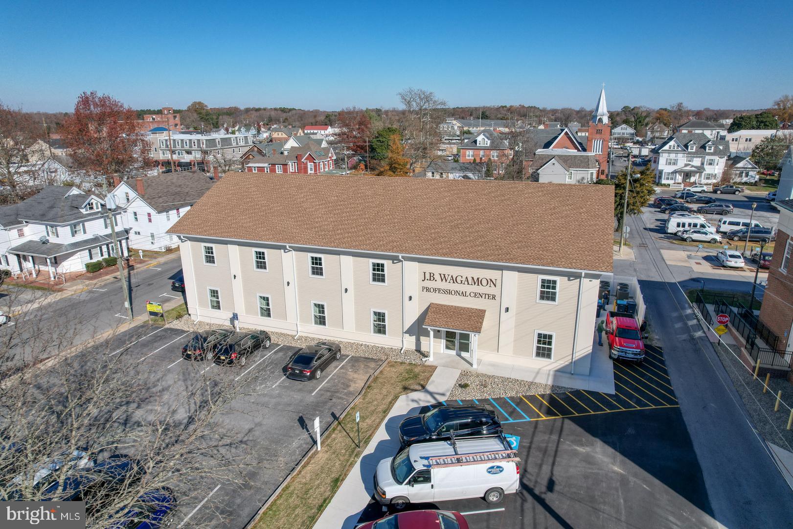 4 E LAUREL STREET 102