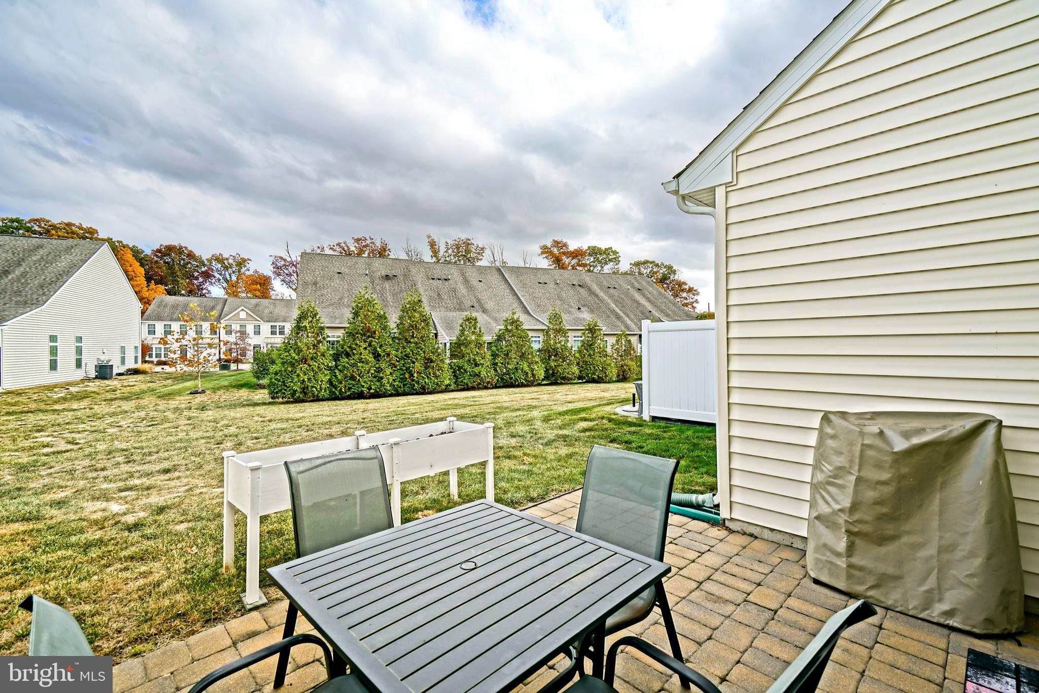 SHOREVIEW WOODS - Residential