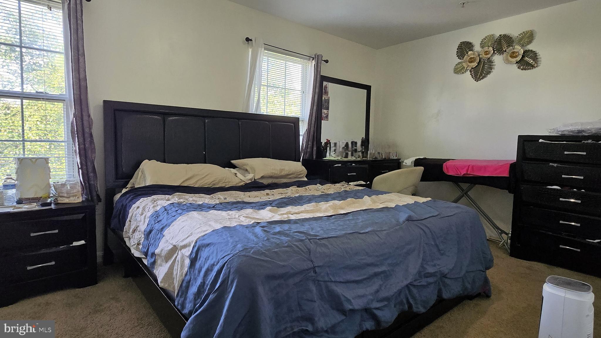 COLONY SQ 01 - Residential