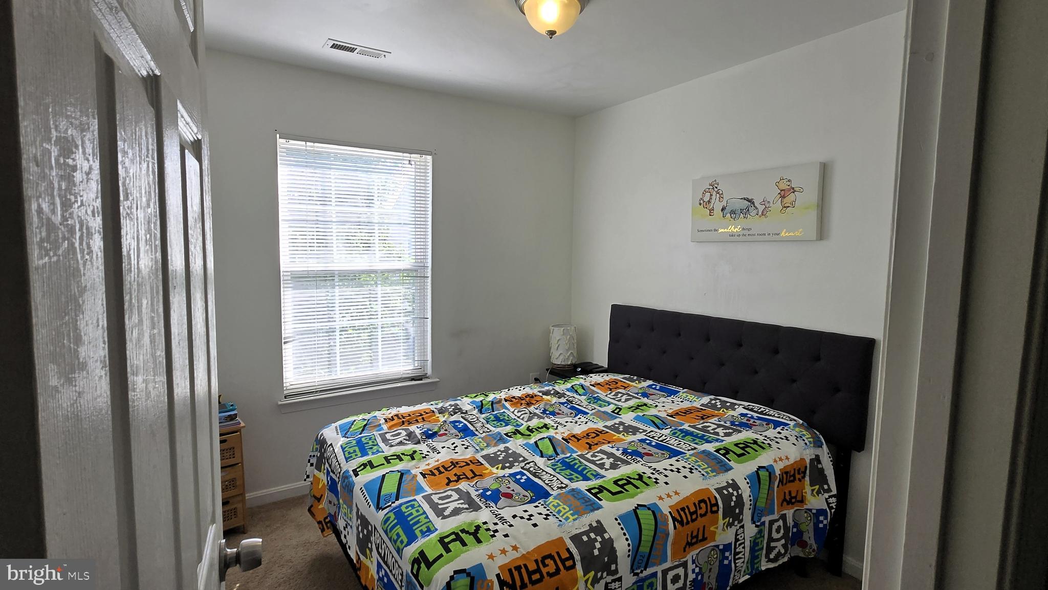 COLONY SQ 01 - Residential