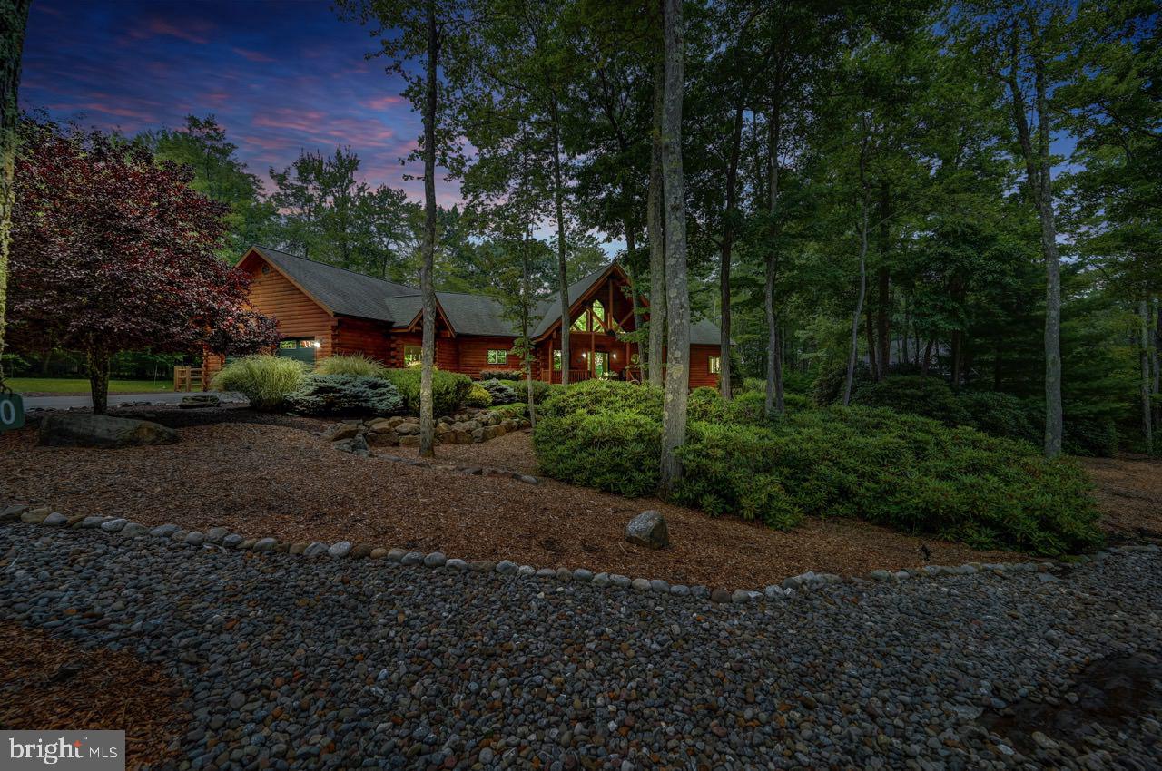 SPLIT ROCK - Residential