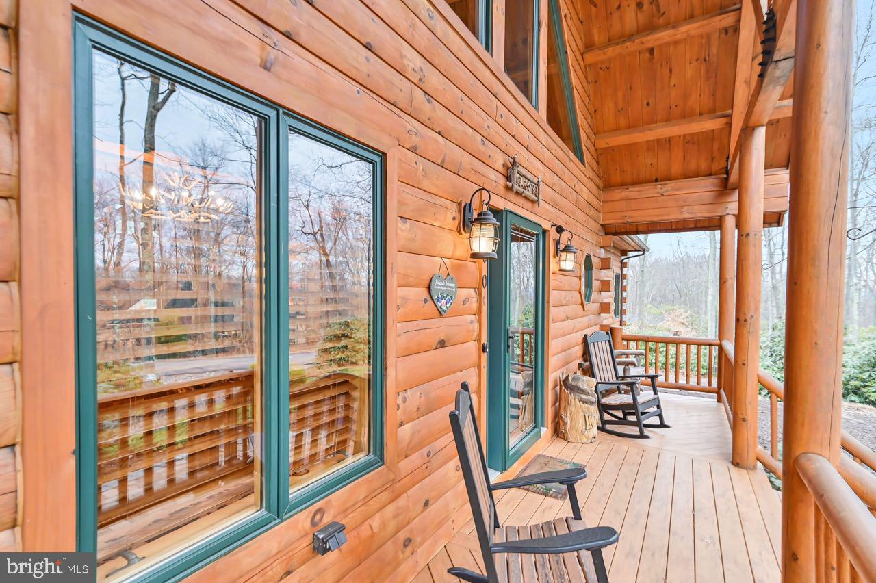 SPLIT ROCK - Residential