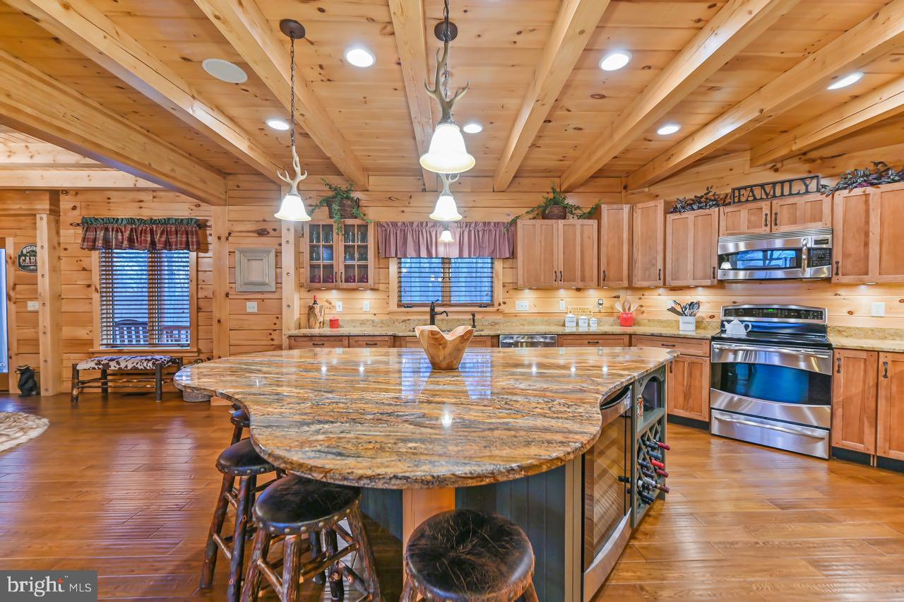 SPLIT ROCK - Residential