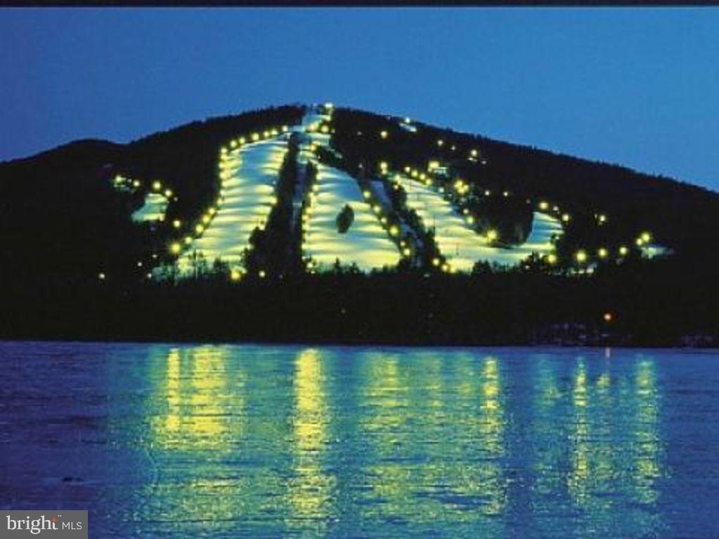 SPLIT ROCK - Residential