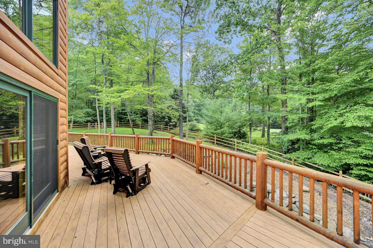 SPLIT ROCK - Residential