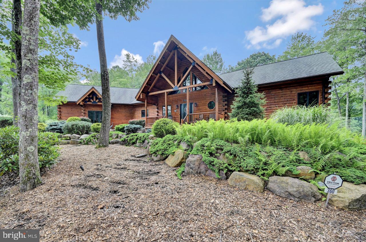 SPLIT ROCK - Residential