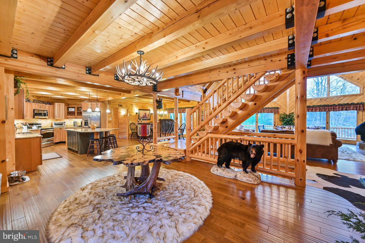 SPLIT ROCK - Residential