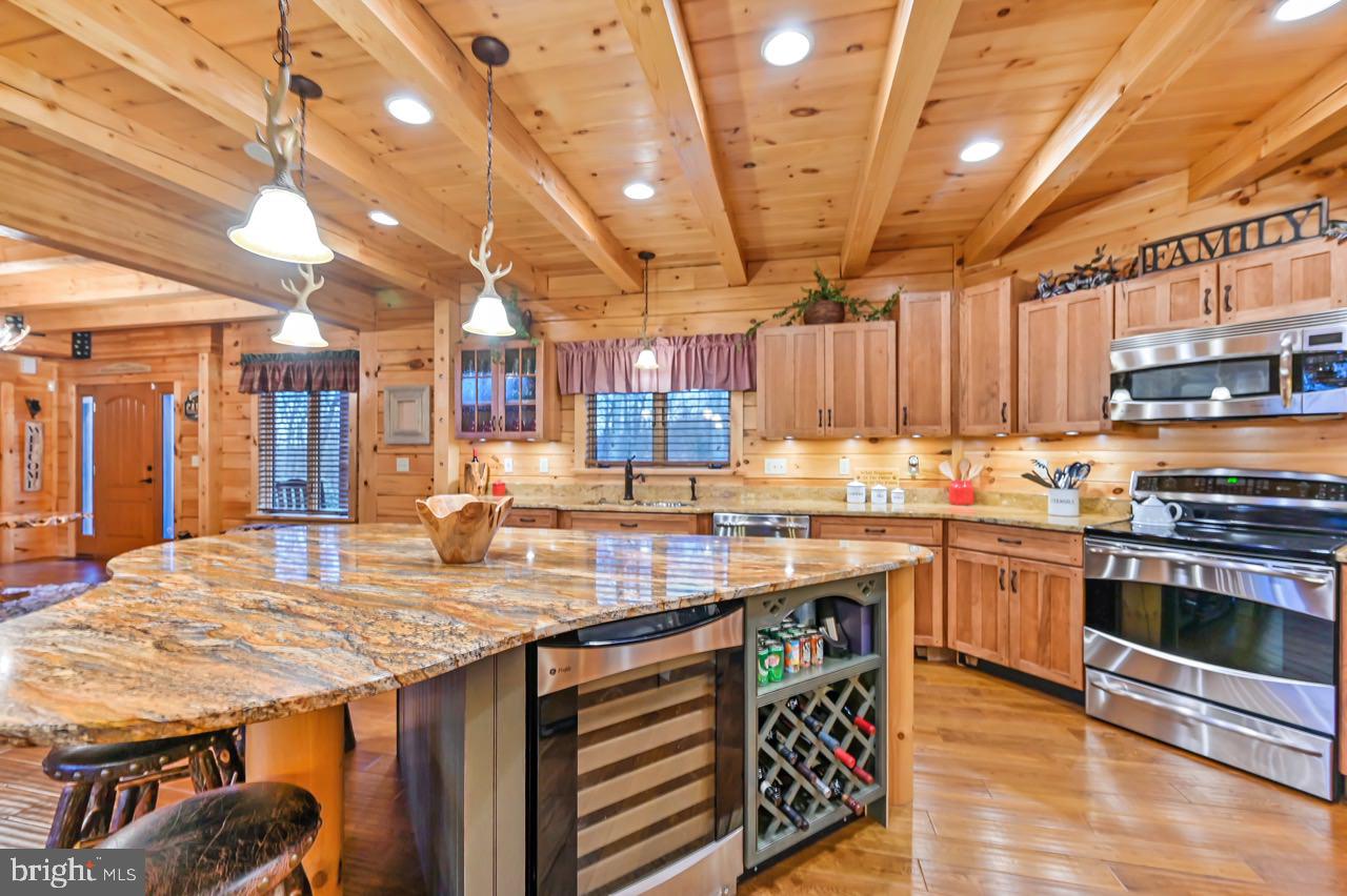 SPLIT ROCK - Residential