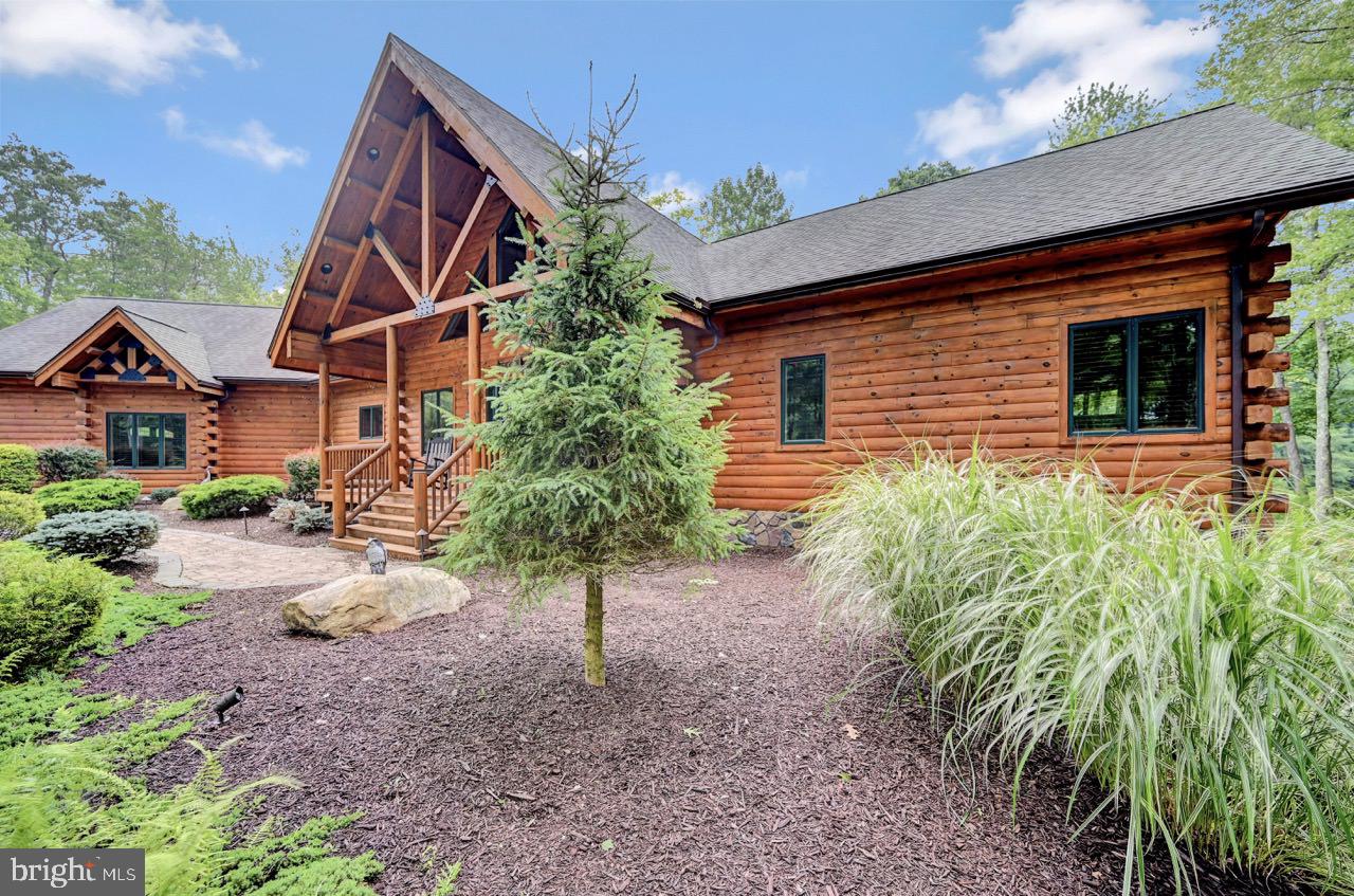 SPLIT ROCK - Residential