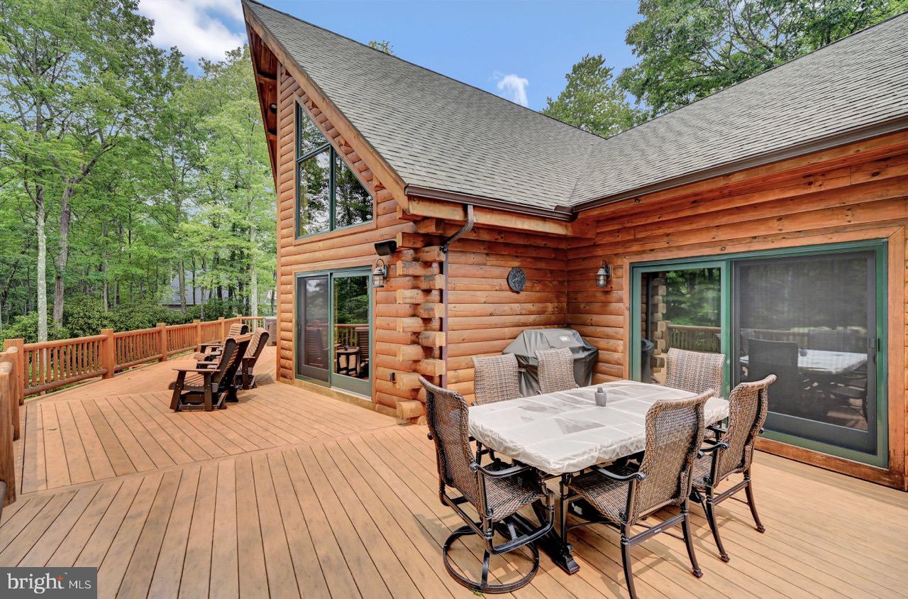 SPLIT ROCK - Residential