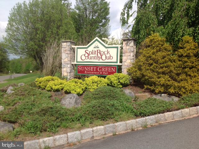 SPLIT ROCK - Residential