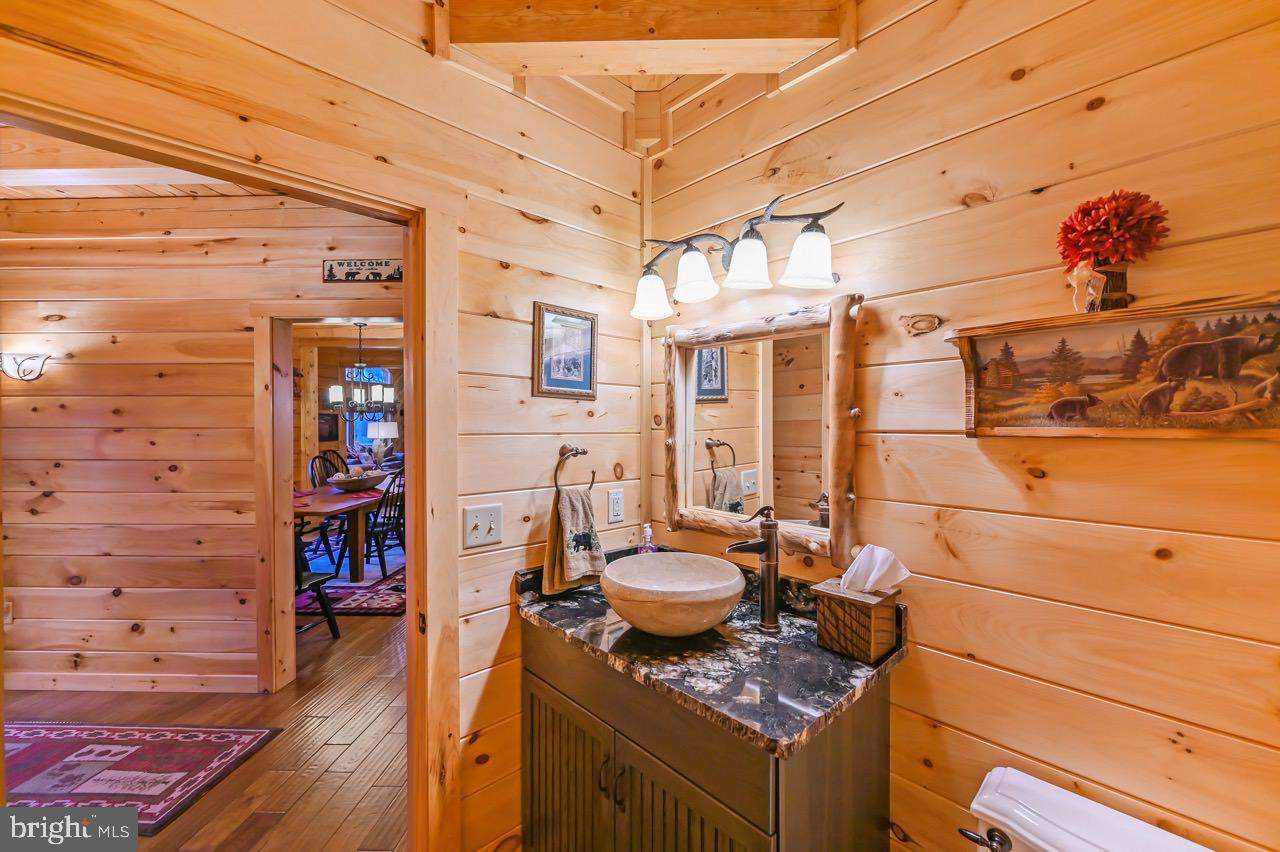 SPLIT ROCK - Residential