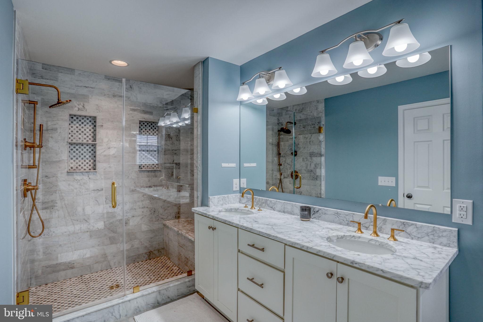 PARKSIDE - Residential