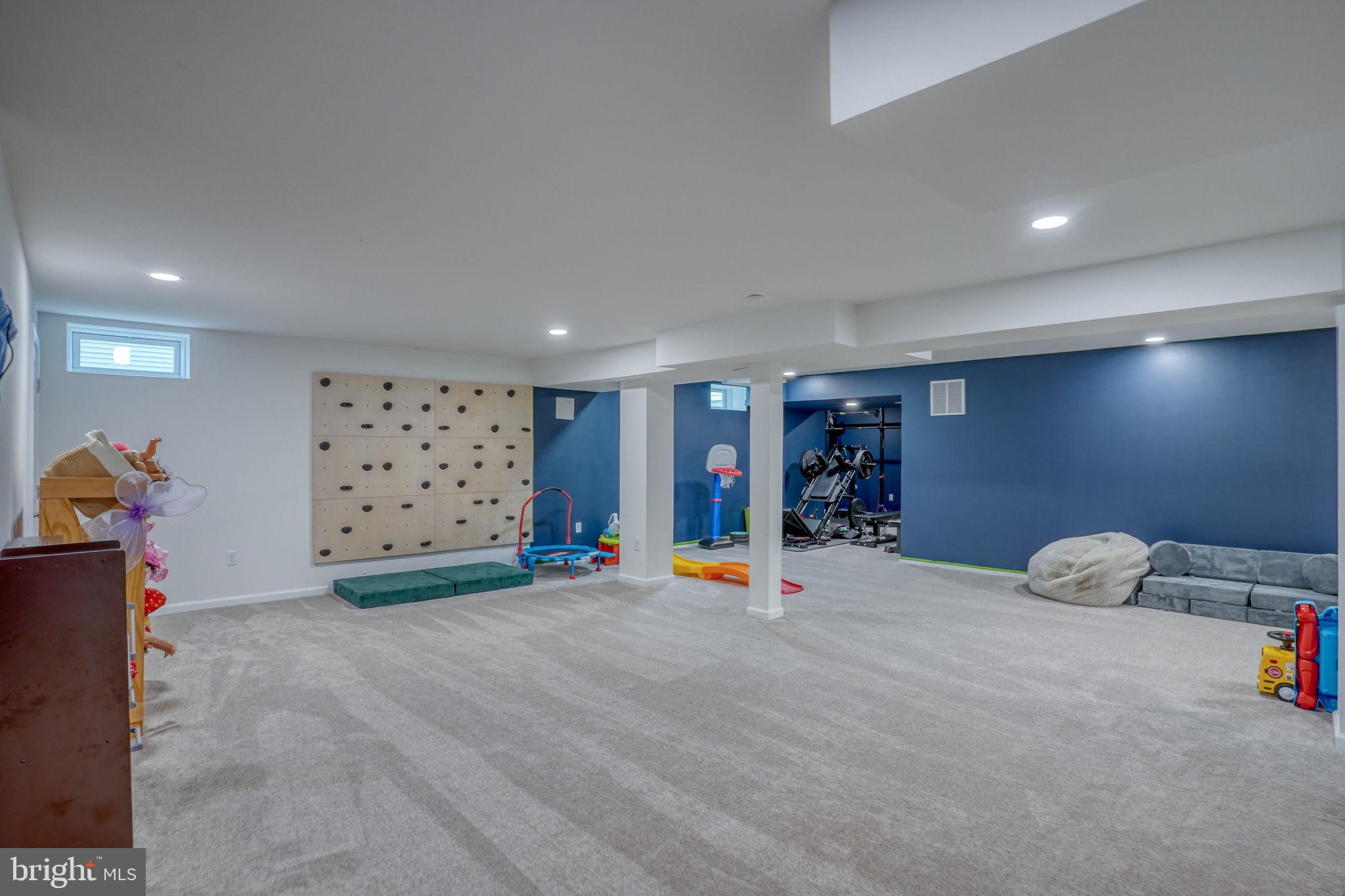 PARKSIDE - Residential