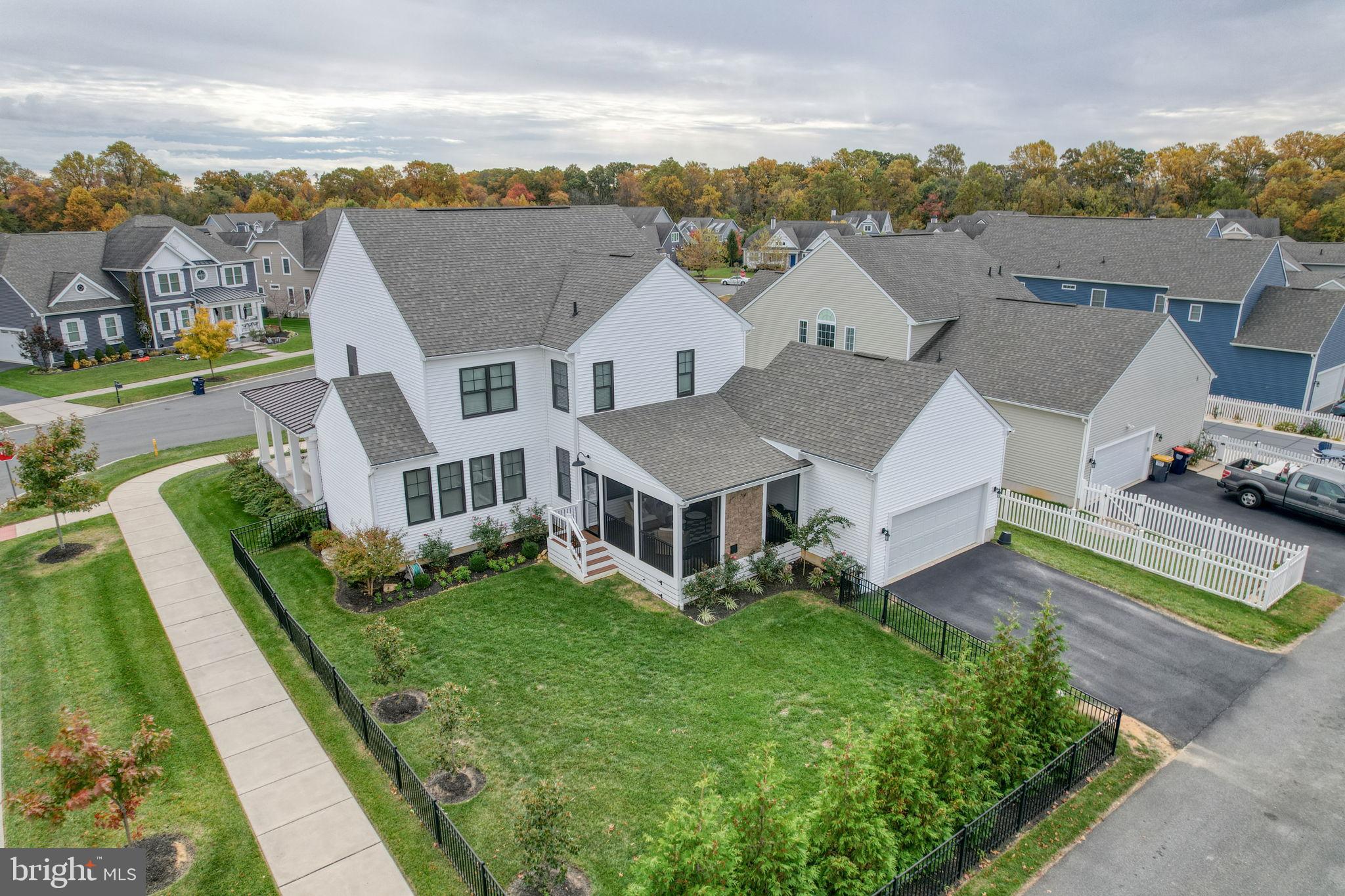 PARKSIDE - Residential