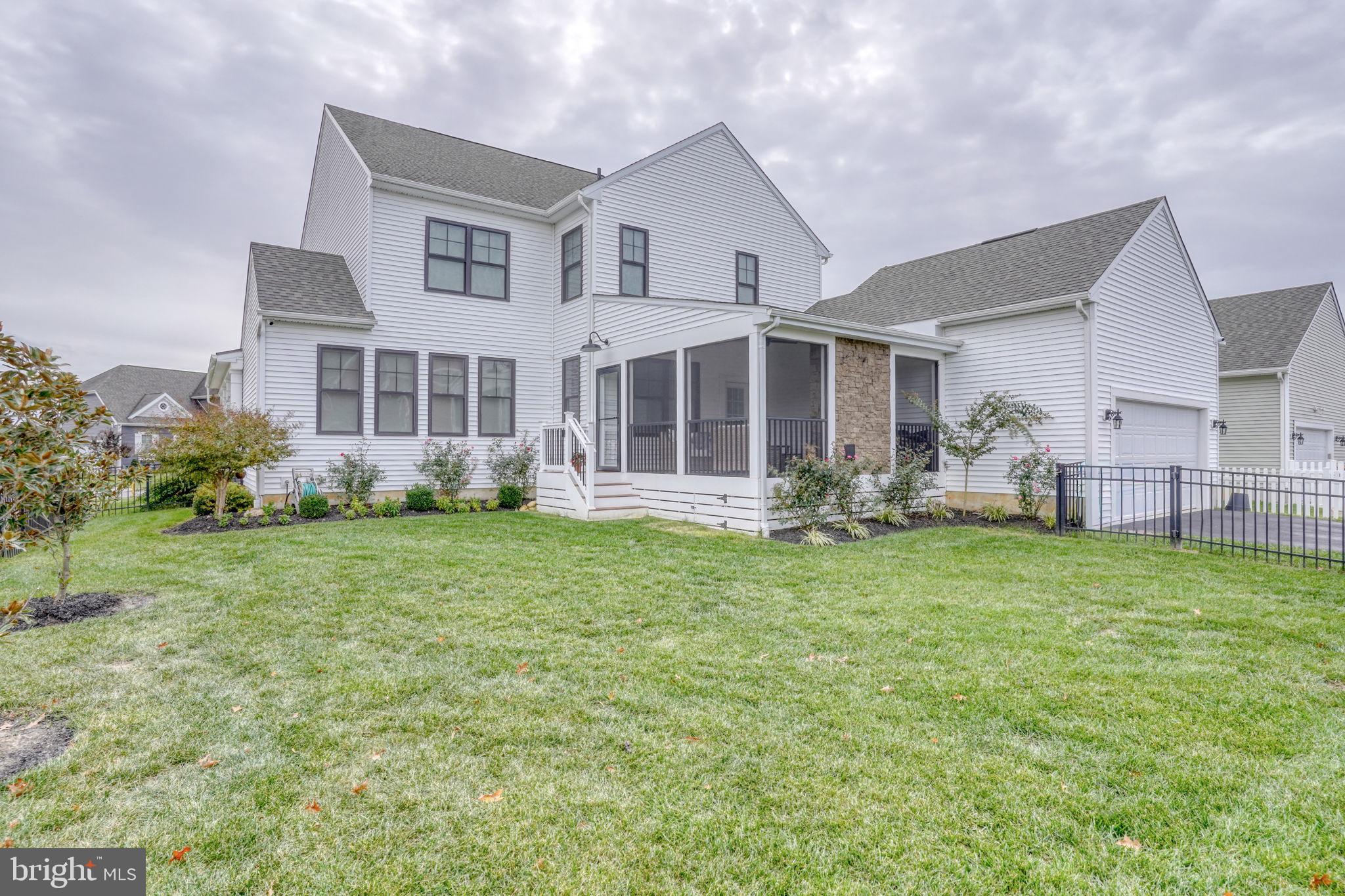 PARKSIDE - Residential