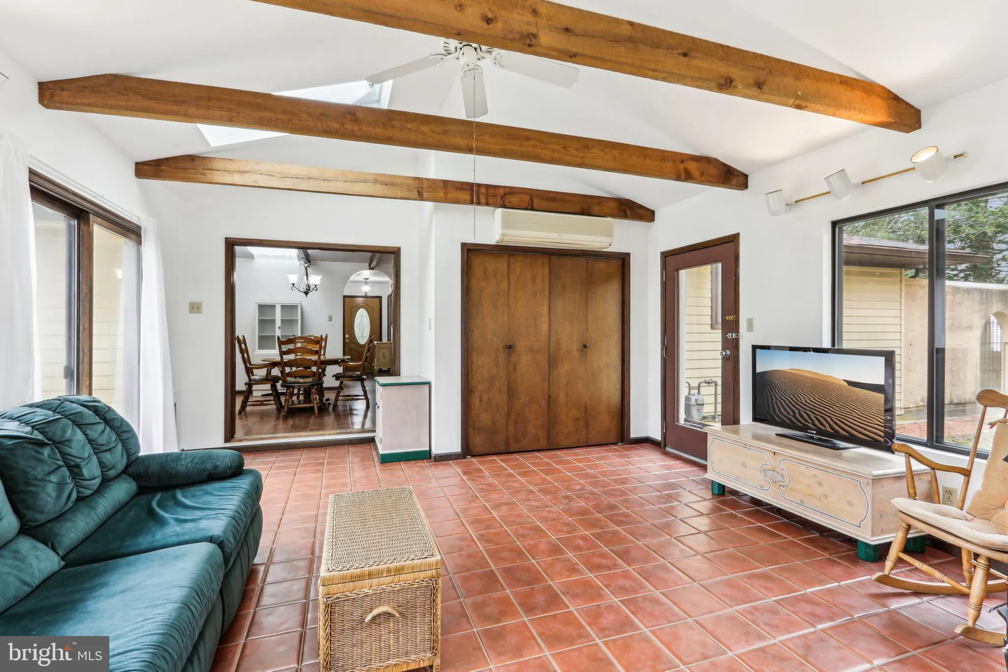 Millville, New Jersey 08332, United States, 3 Bedrooms Bedrooms, ,2 BathroomsBathrooms,Residential,Pending,113824