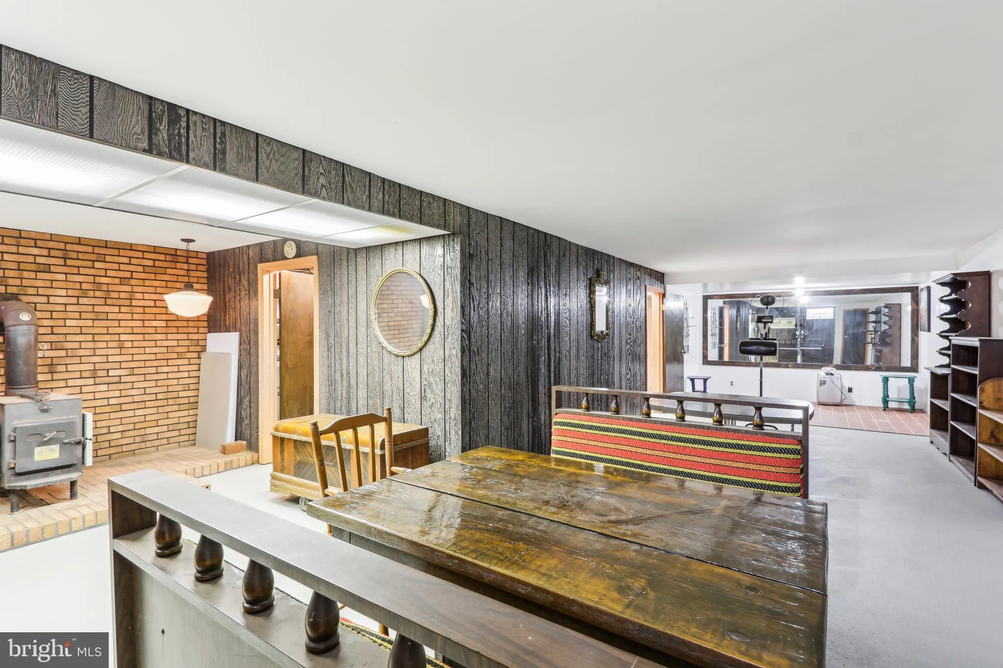 Millville, New Jersey 08332, United States, 3 Bedrooms Bedrooms, ,2 BathroomsBathrooms,Residential,Pending,113824