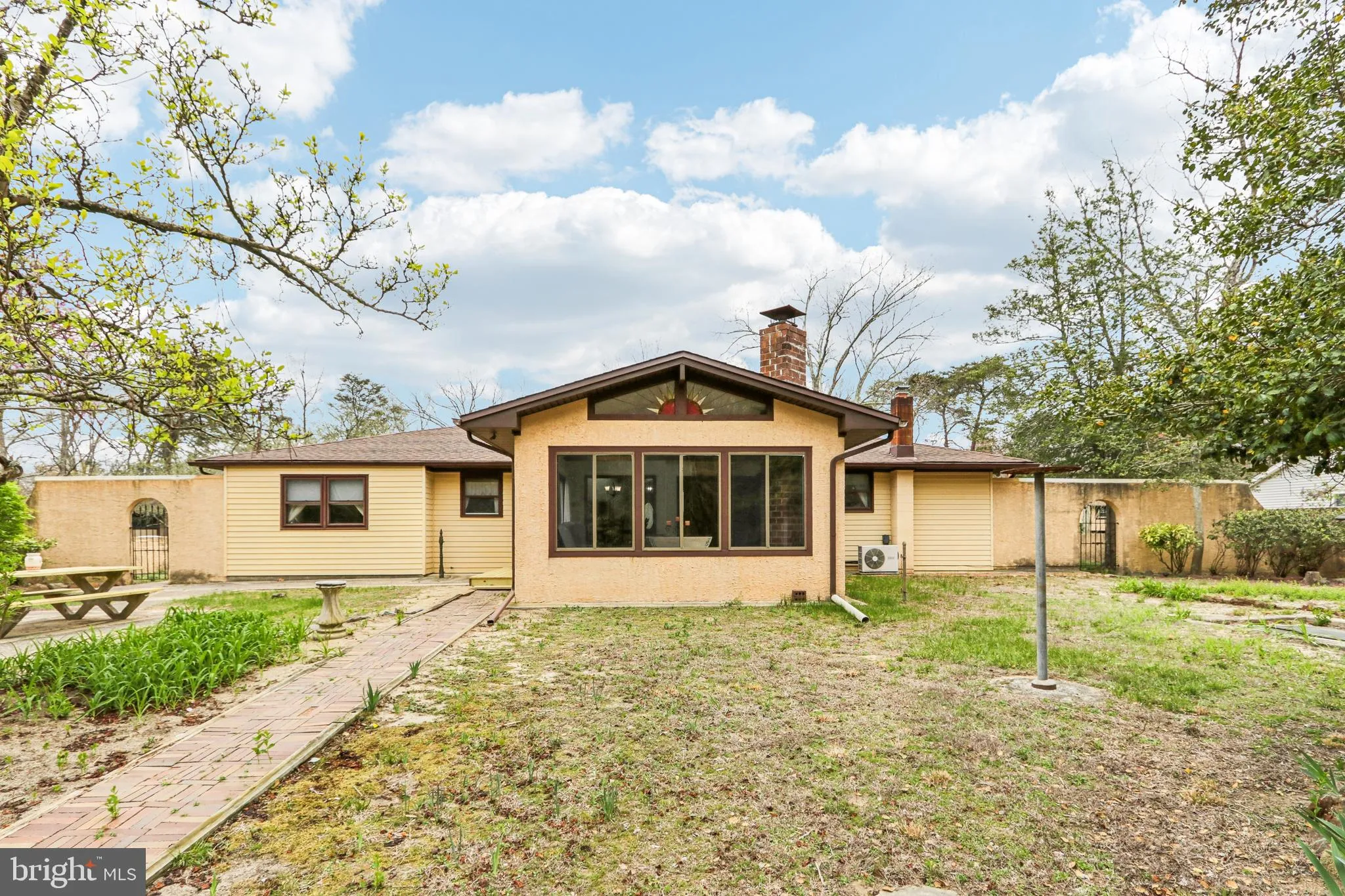 Millville, New Jersey 08332, United States, 3 Bedrooms Bedrooms, ,2 BathroomsBathrooms,Residential,Pending,113824