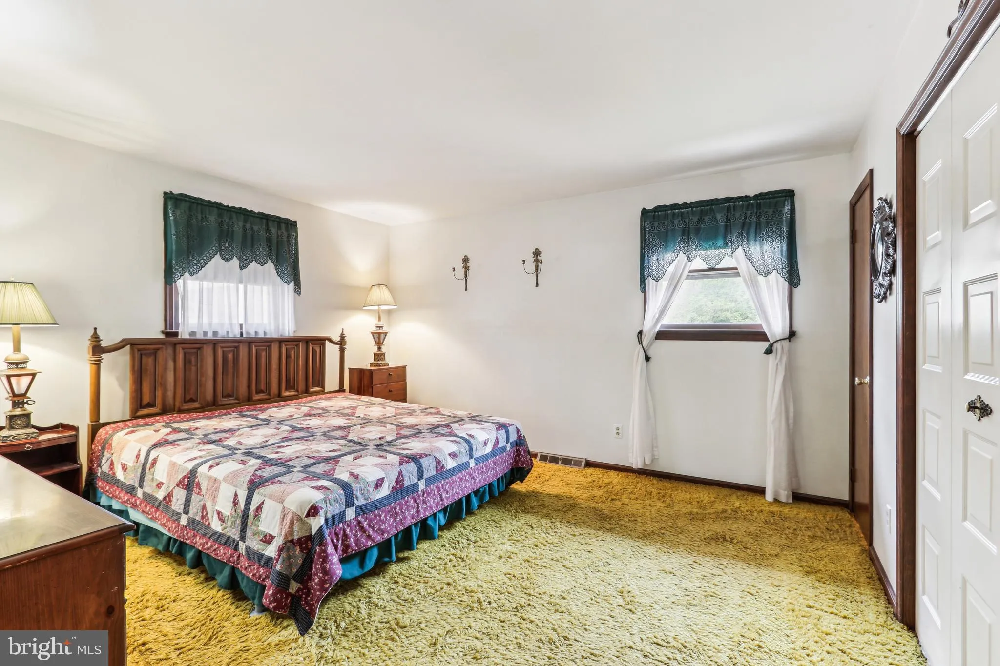 Millville, New Jersey 08332, United States, 3 Bedrooms Bedrooms, ,2 BathroomsBathrooms,Residential,Pending,113824