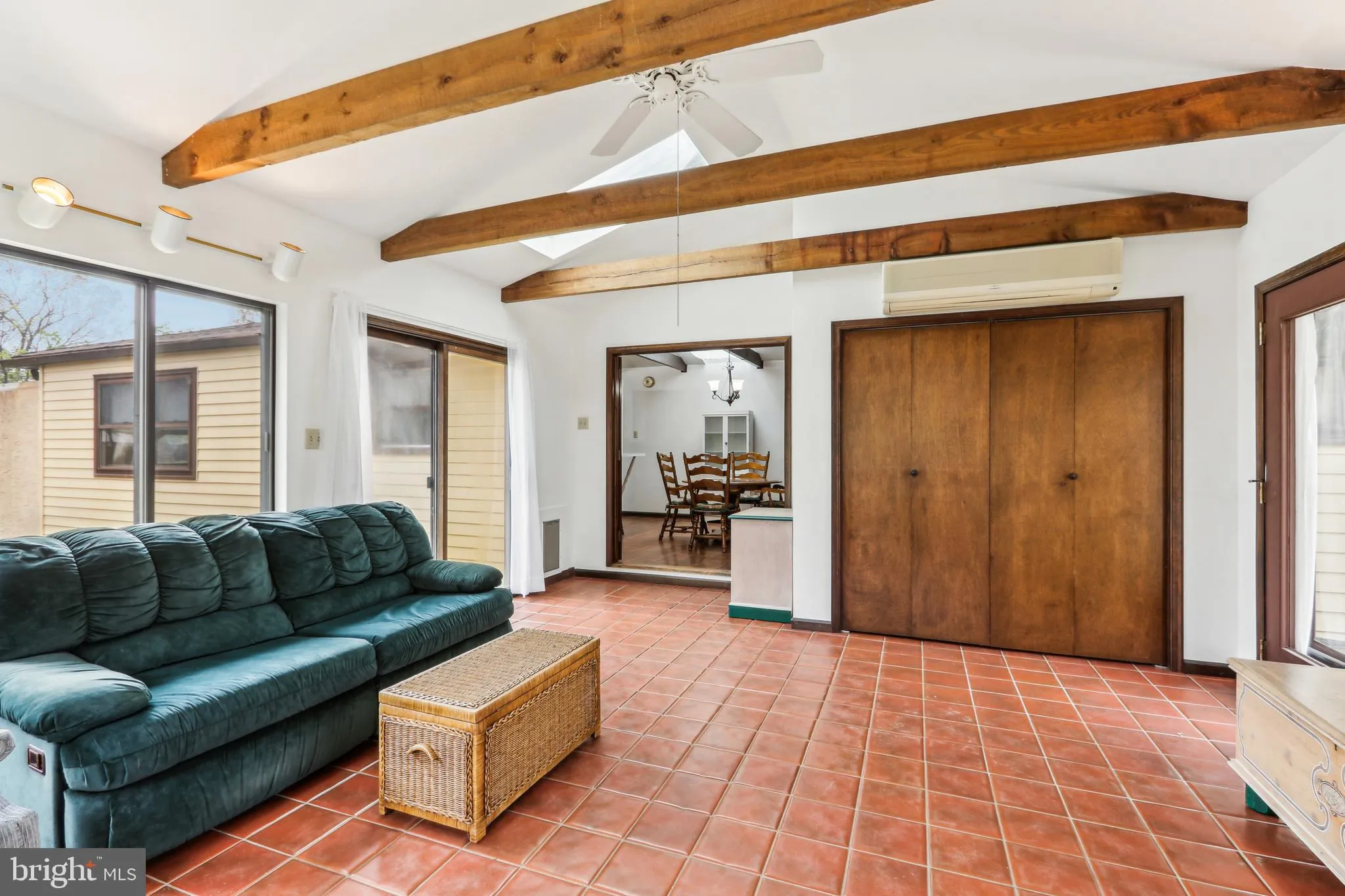 Millville, New Jersey 08332, United States, 3 Bedrooms Bedrooms, ,2 BathroomsBathrooms,Residential,Pending,113824