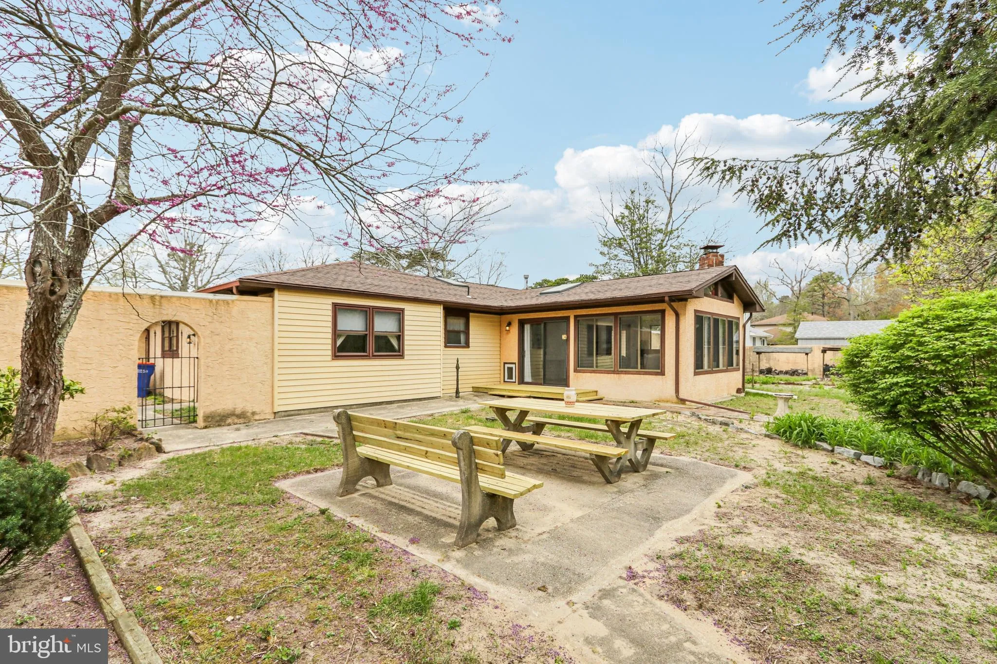 Millville, New Jersey 08332, United States, 3 Bedrooms Bedrooms, ,2 BathroomsBathrooms,Residential,Pending,113824