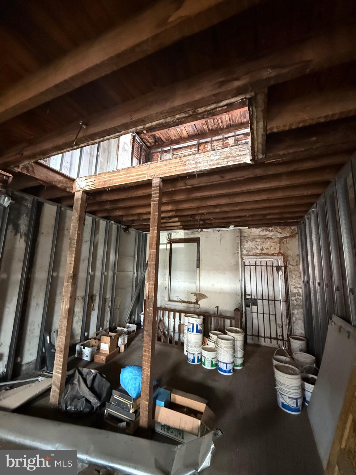 ITALIAN MARKET - Commercial Sale