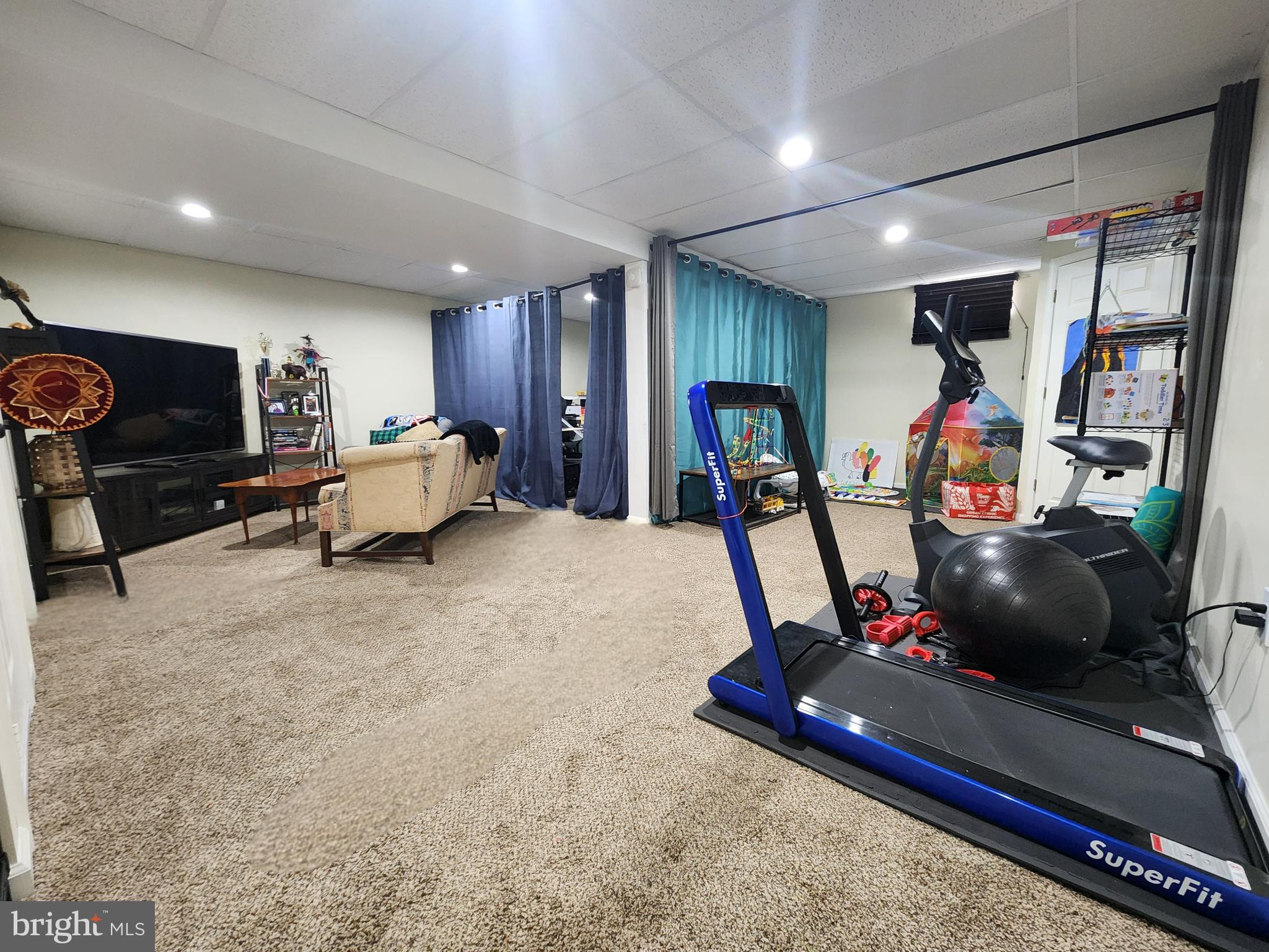 MONACY MANOR - Residential