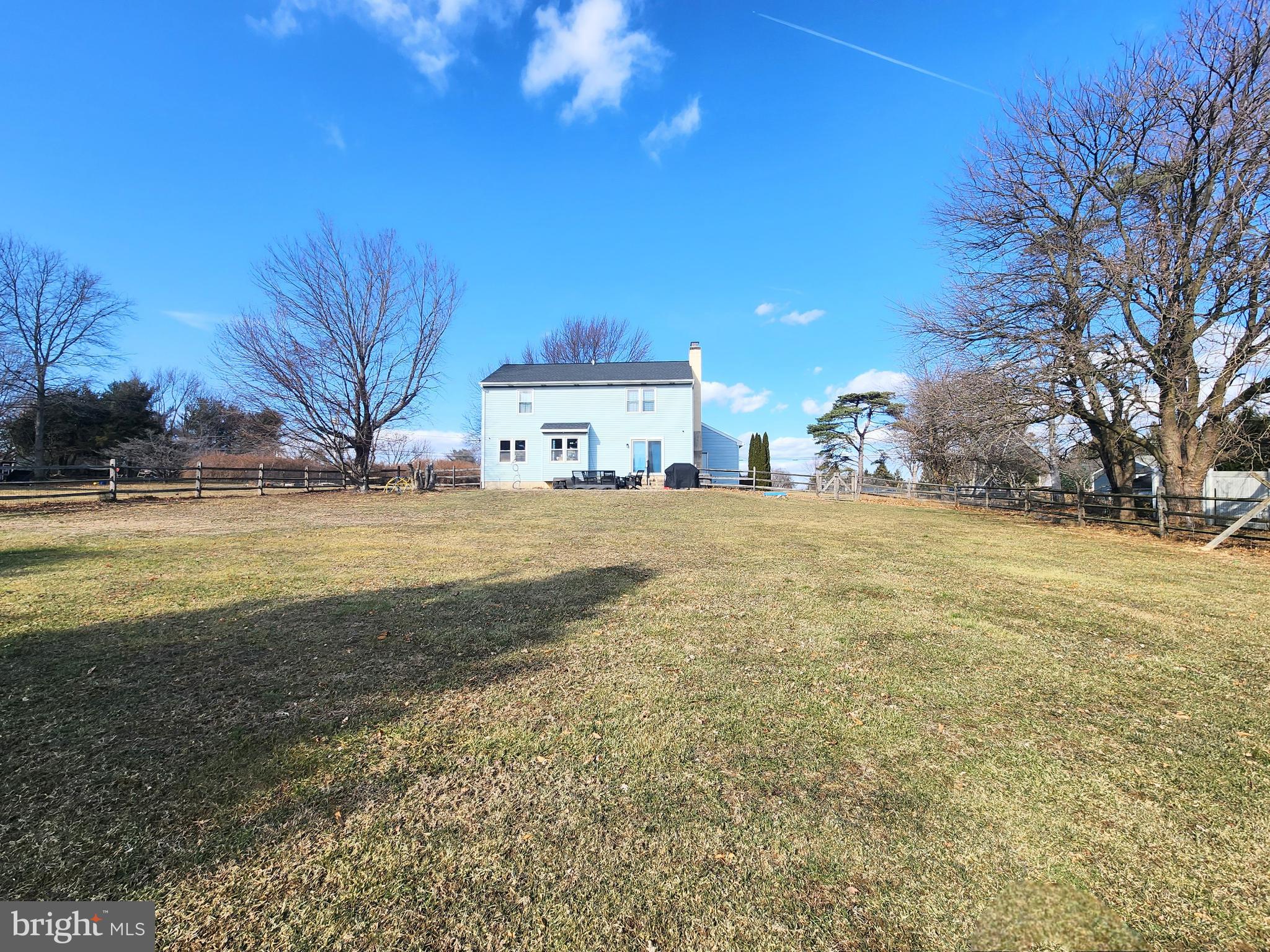 MONACY MANOR - Residential