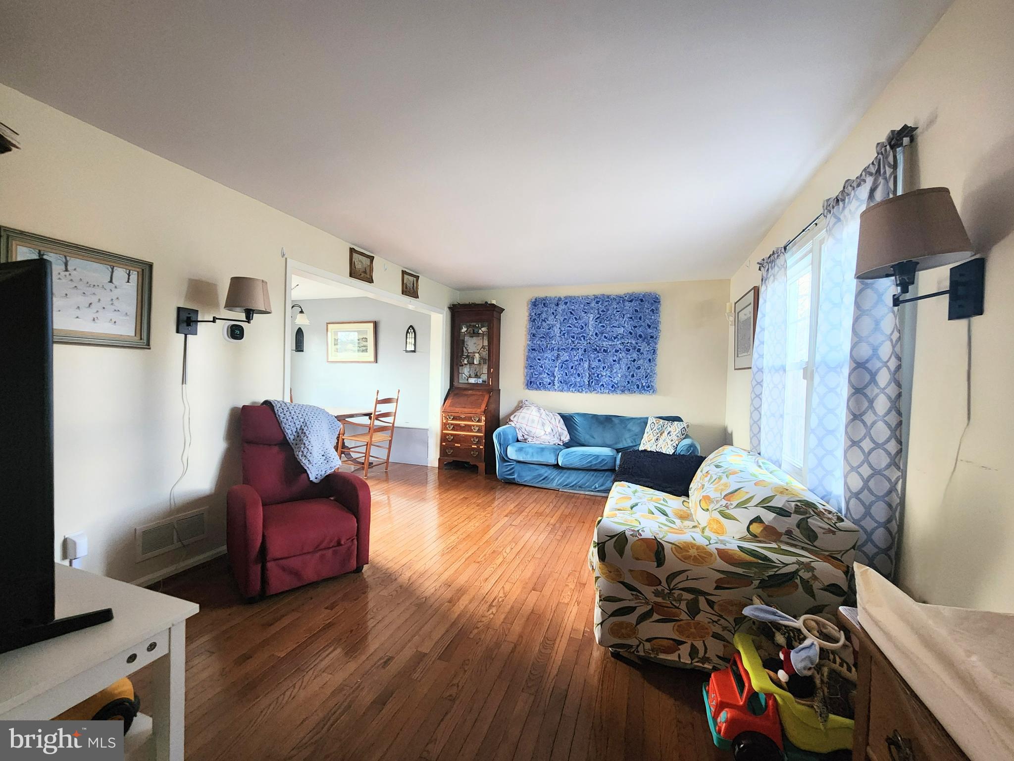 MONACY MANOR - Residential