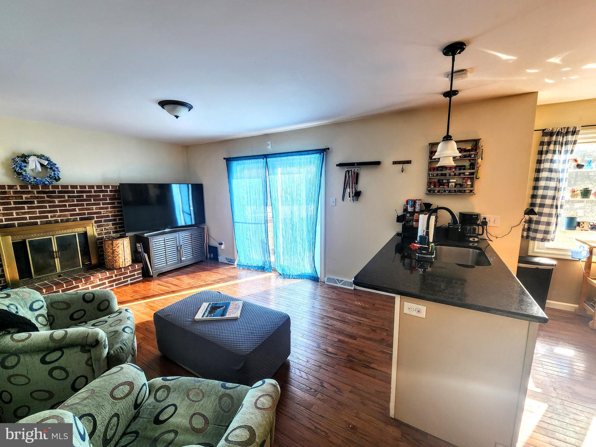 MONACY MANOR - Residential