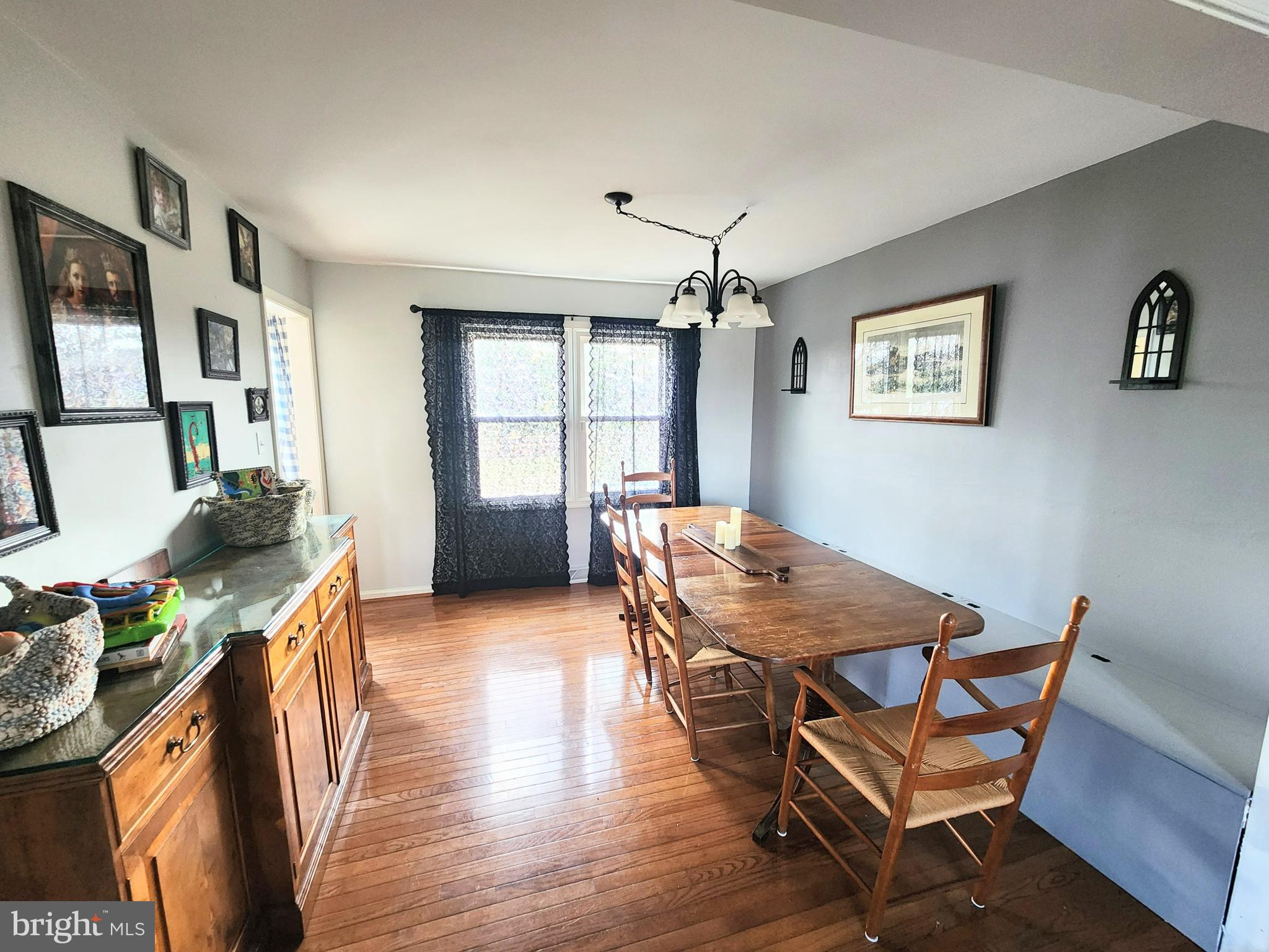 MONACY MANOR - Residential