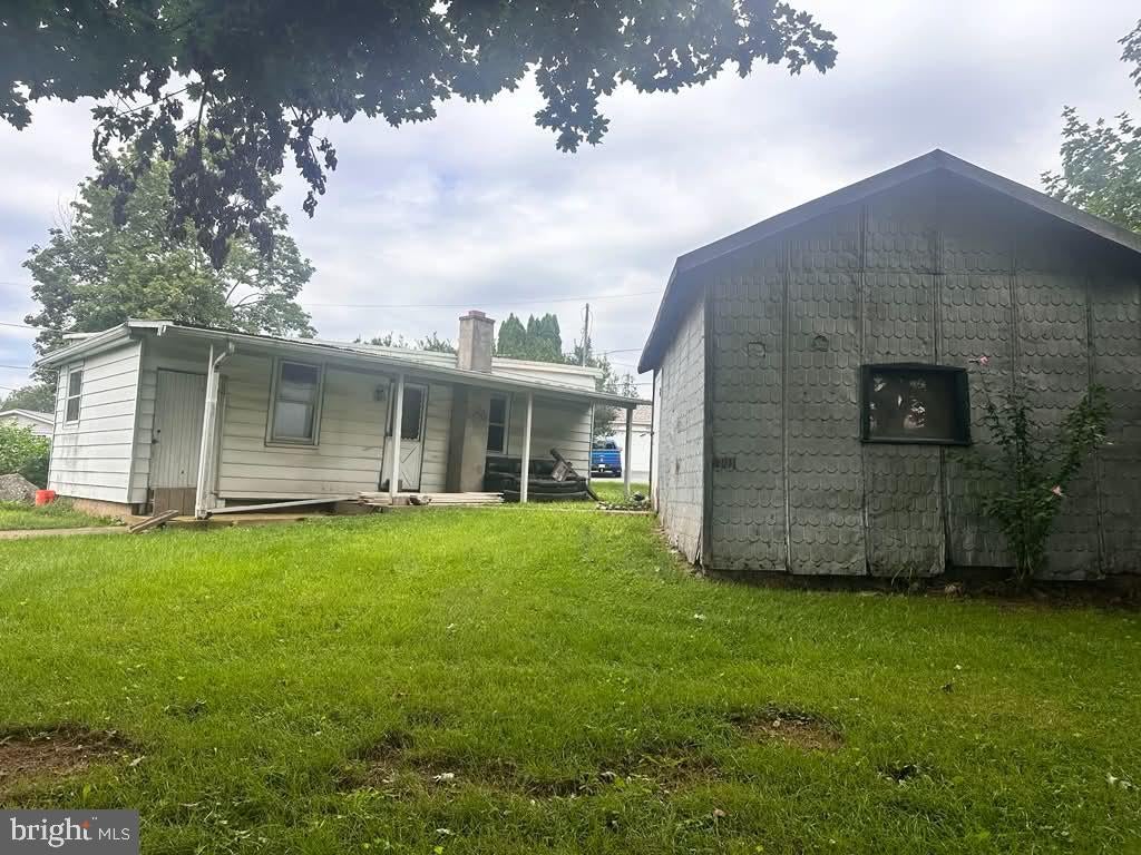 1918 LEINBAUGH AVENUE